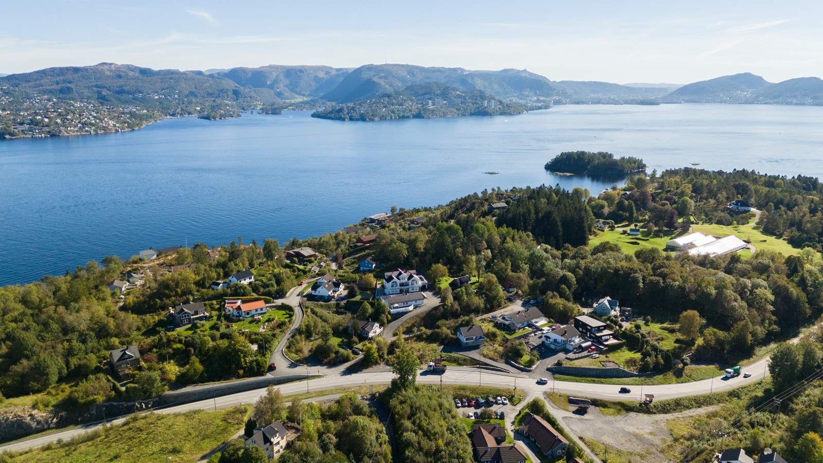 Tomten kan besiktiges på egen hånd. Galleribilde