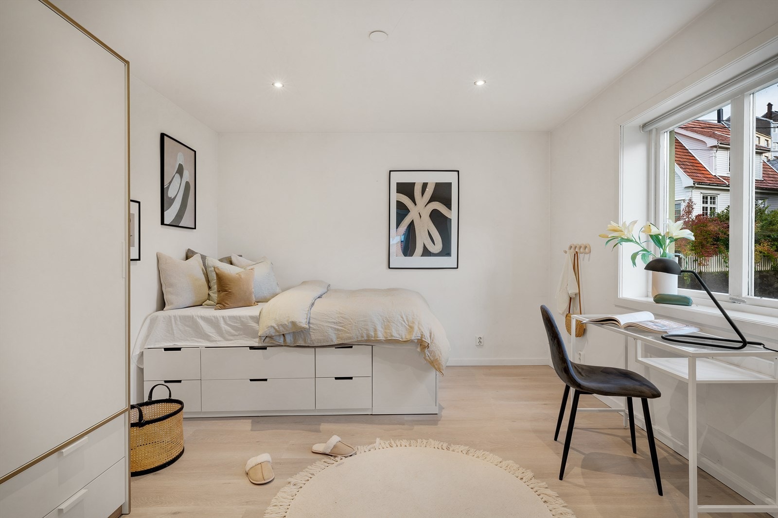 - Det andre soverommet er også meget romslig og er på rundt 12 m² - Galleribilde