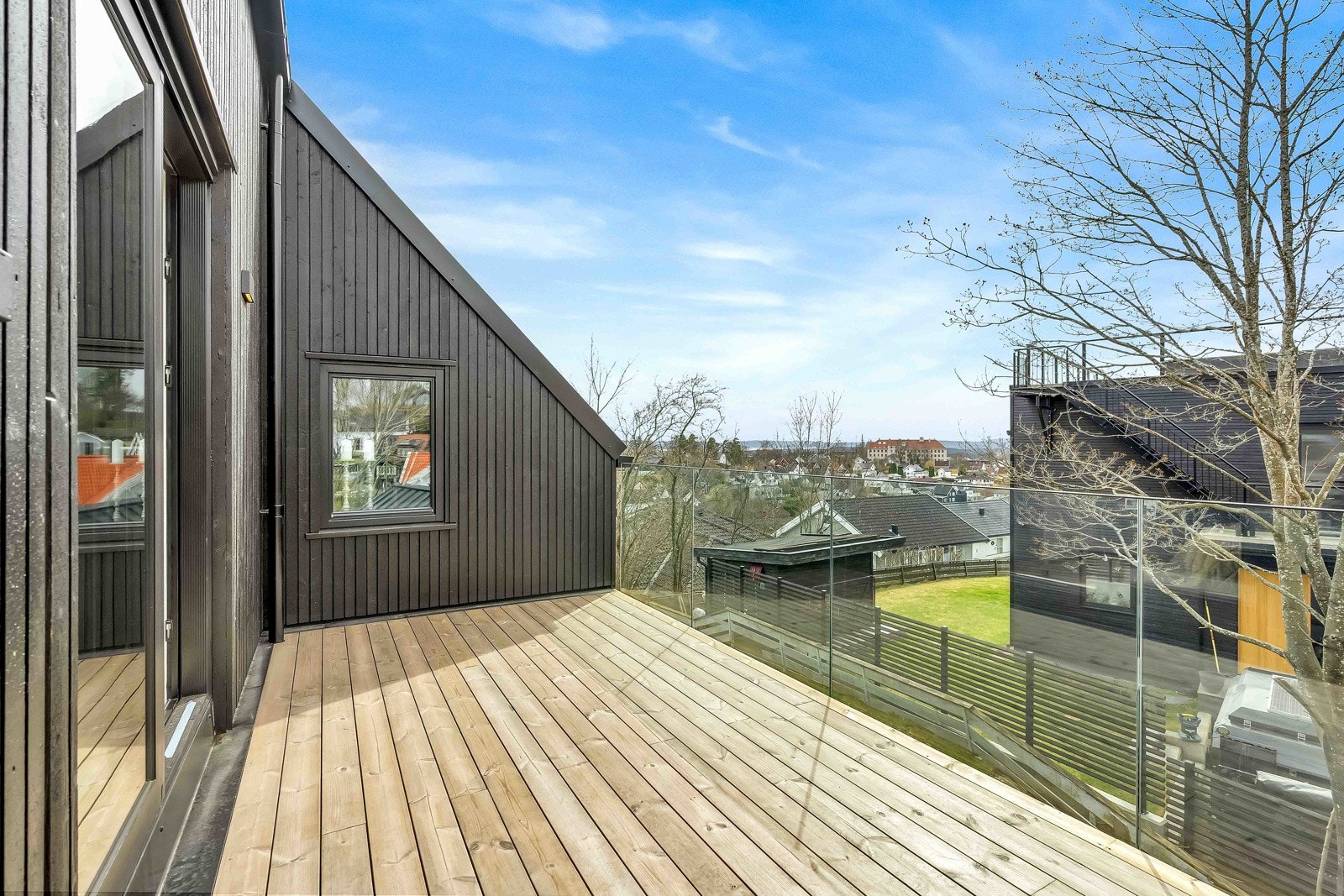 Balkong med utgang fra hovedsoverommet Galleribilde