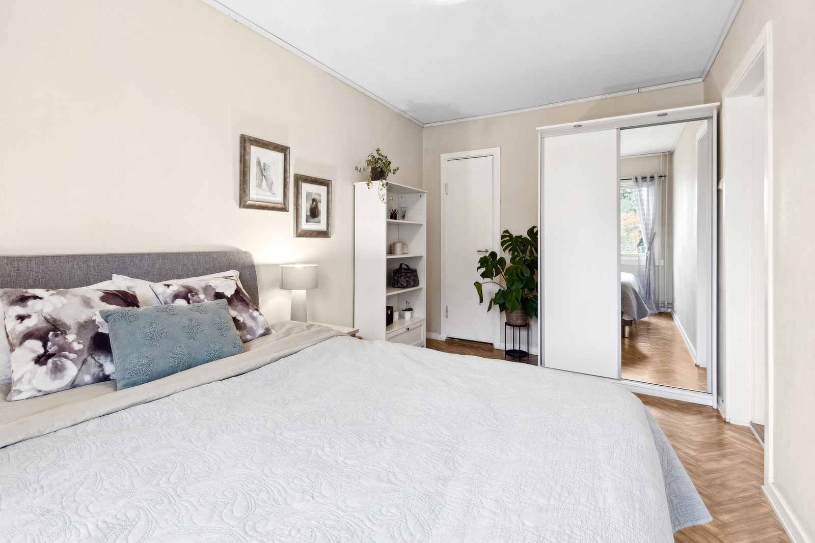 Det er også tilgang til en innvendig bod fra soverommet Galleribilde