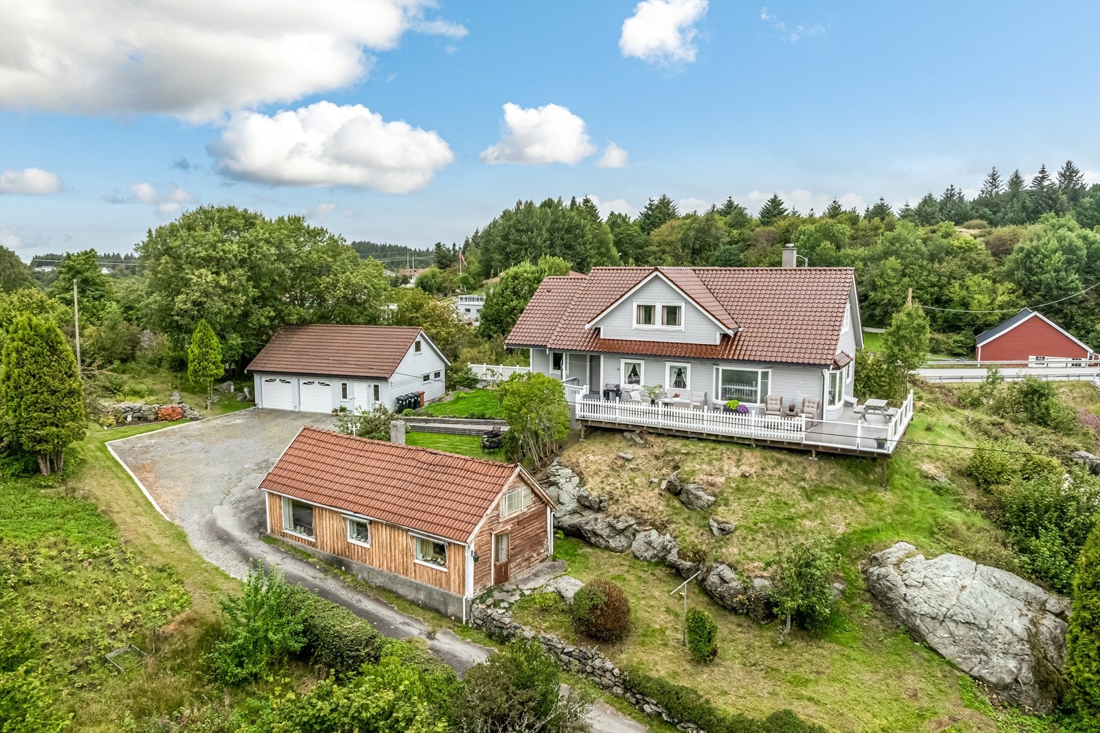 Innholdsrik eiendom Galleribilde