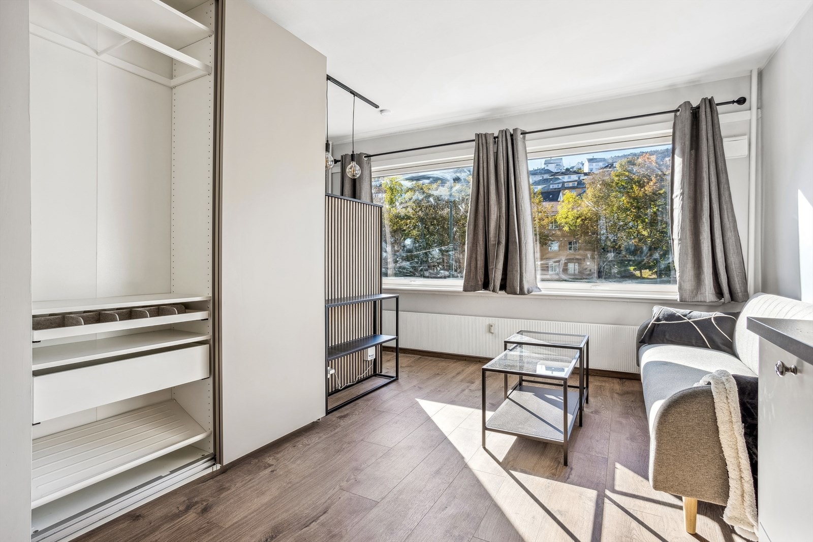 Vinduene ble tatt av sameiet i 2022. Galleribilde