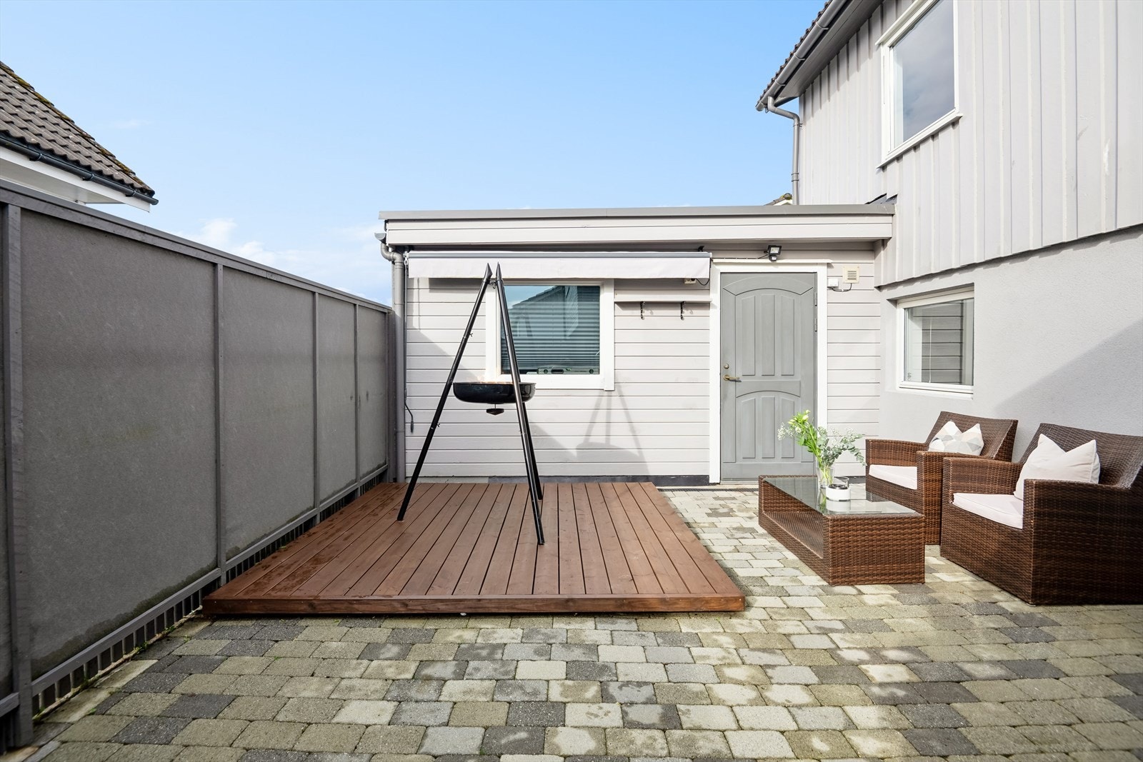 Flere plasser i private omgivelser, perfekt for solfylte dager. Galleribilde