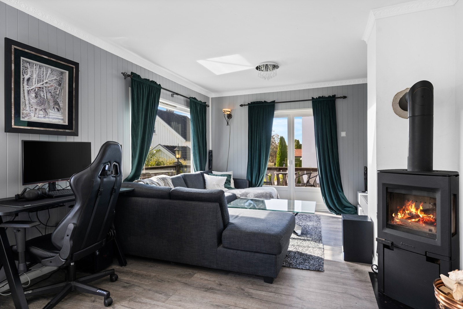 Stuen har utgang til terrasse Galleribilde