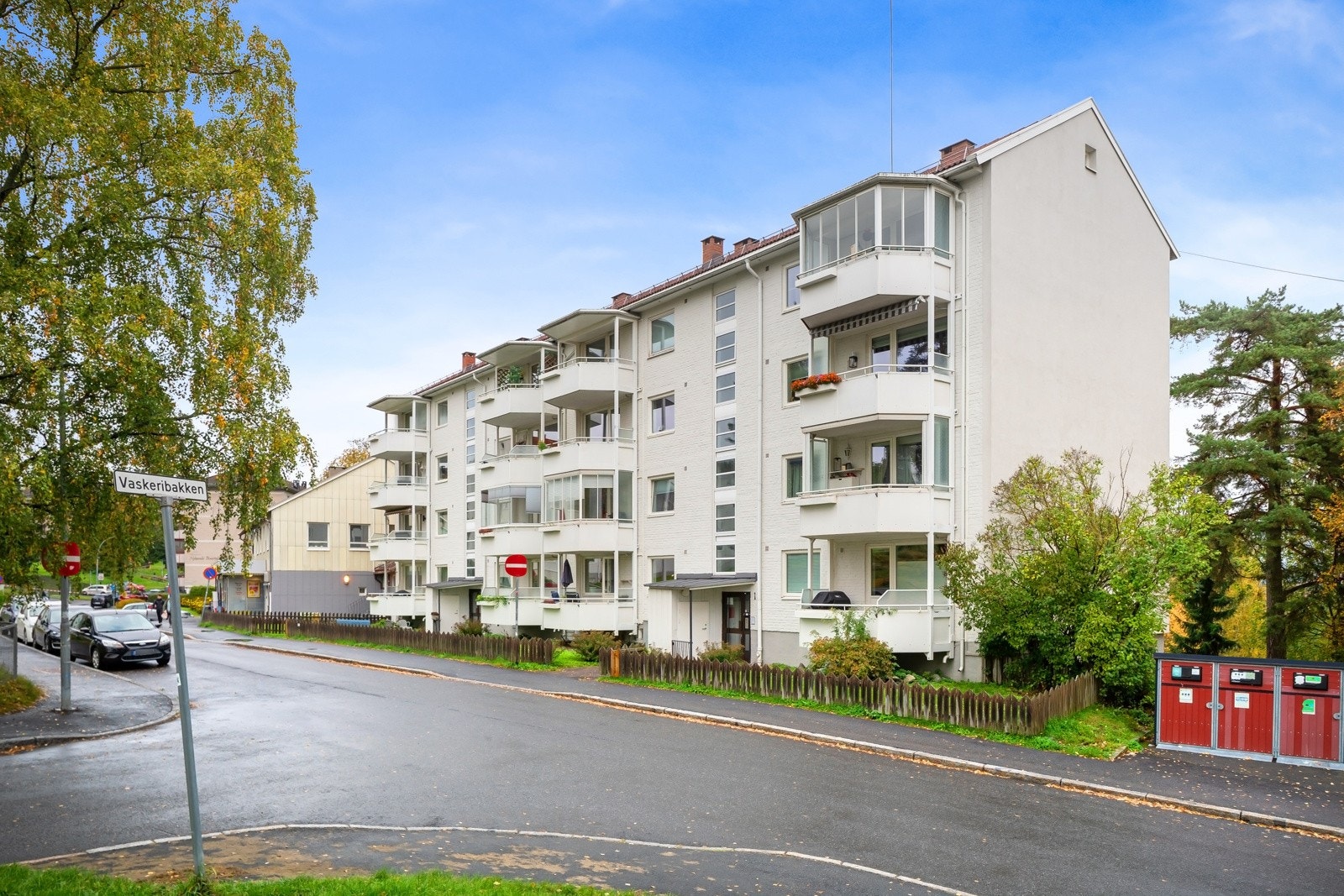 Leiligheten ligger i 1. etasje med enkel adkomst Galleribilde