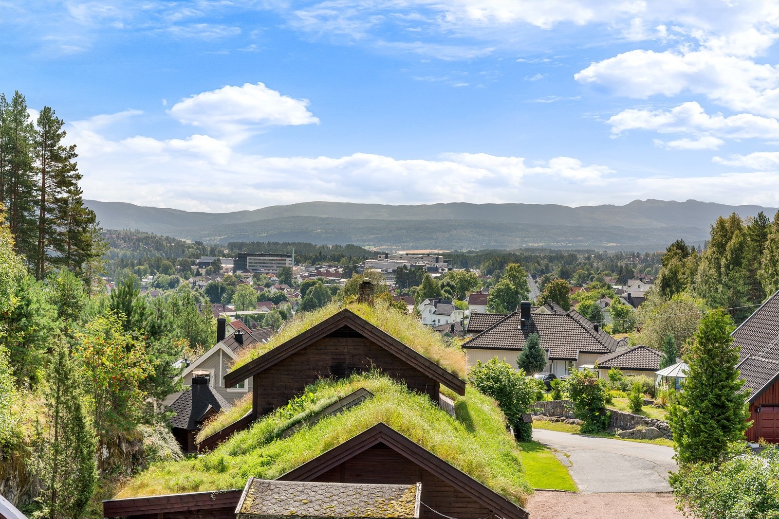 Utsikten fra 2.etg. Galleribilde
