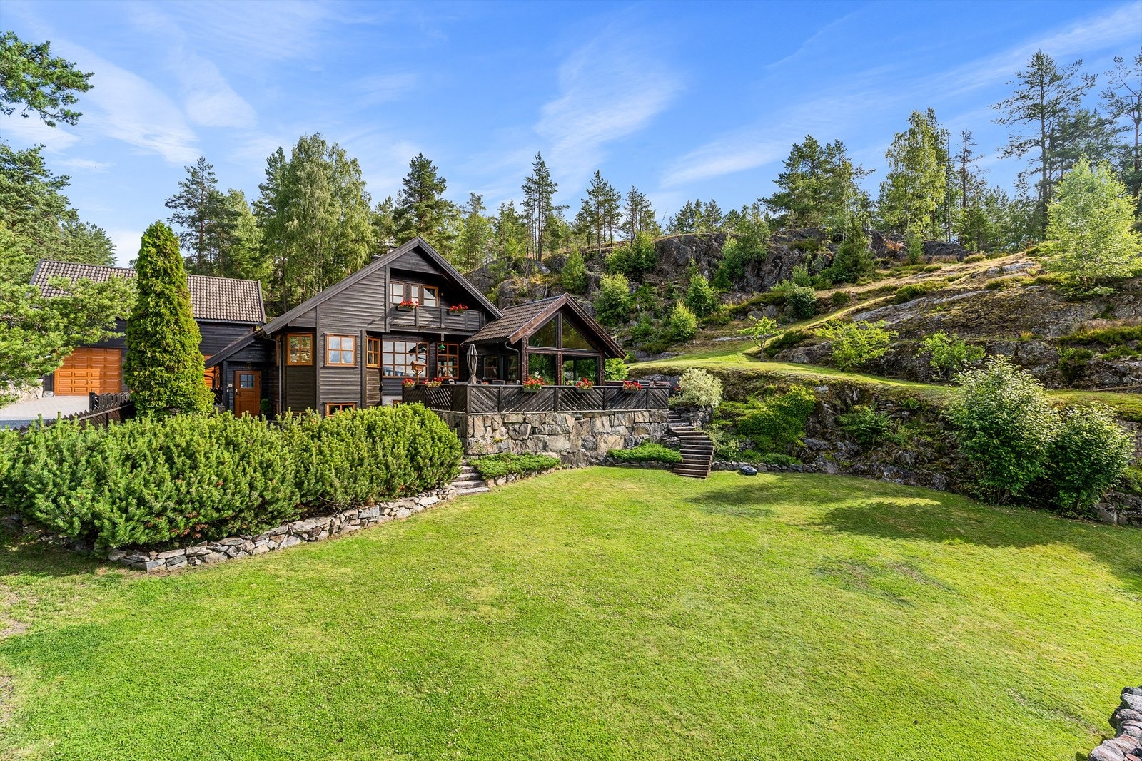 Romslige plenarealer. Galleribilde