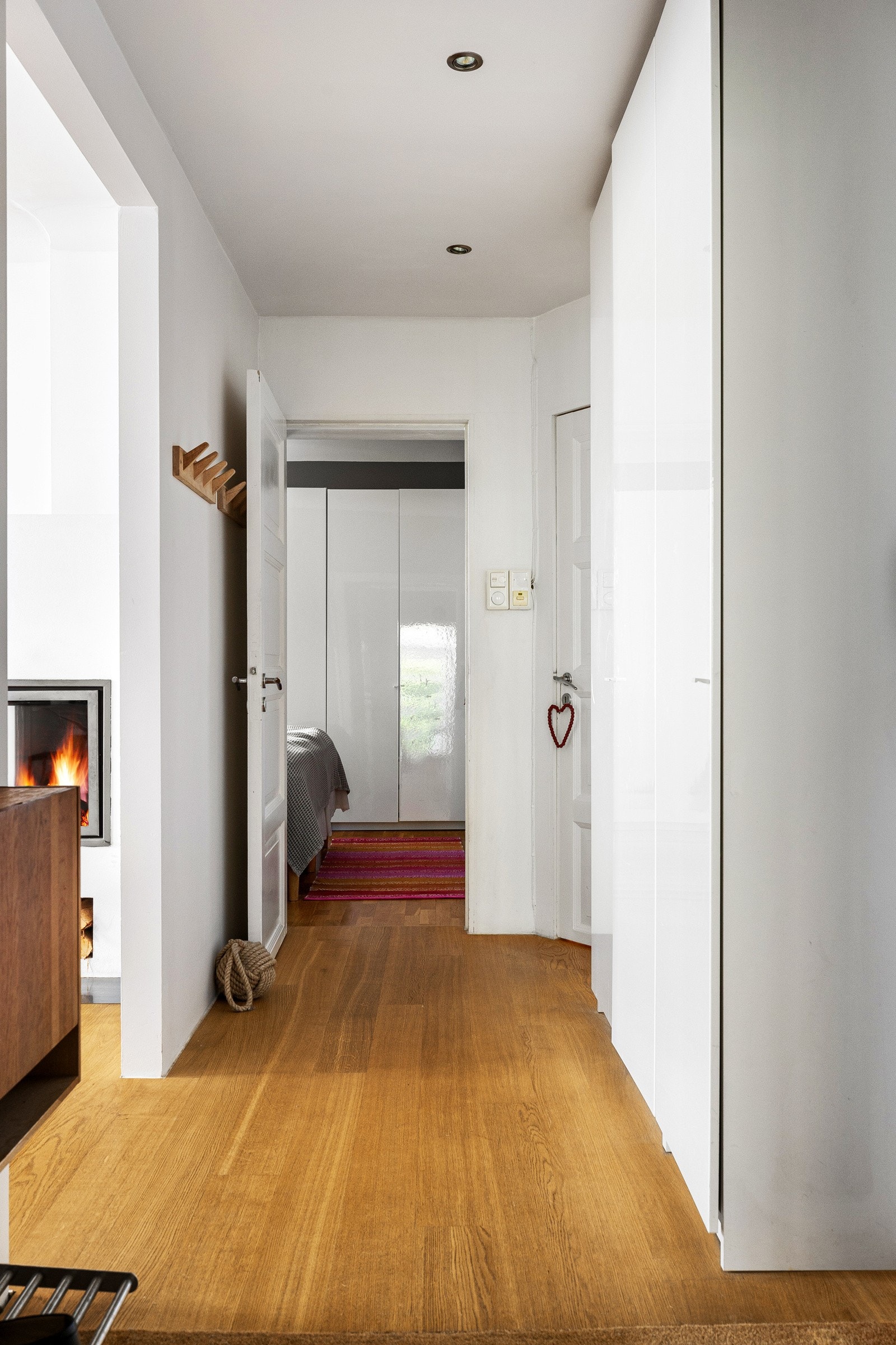 God plass til garderobeskap. Galleribilde
