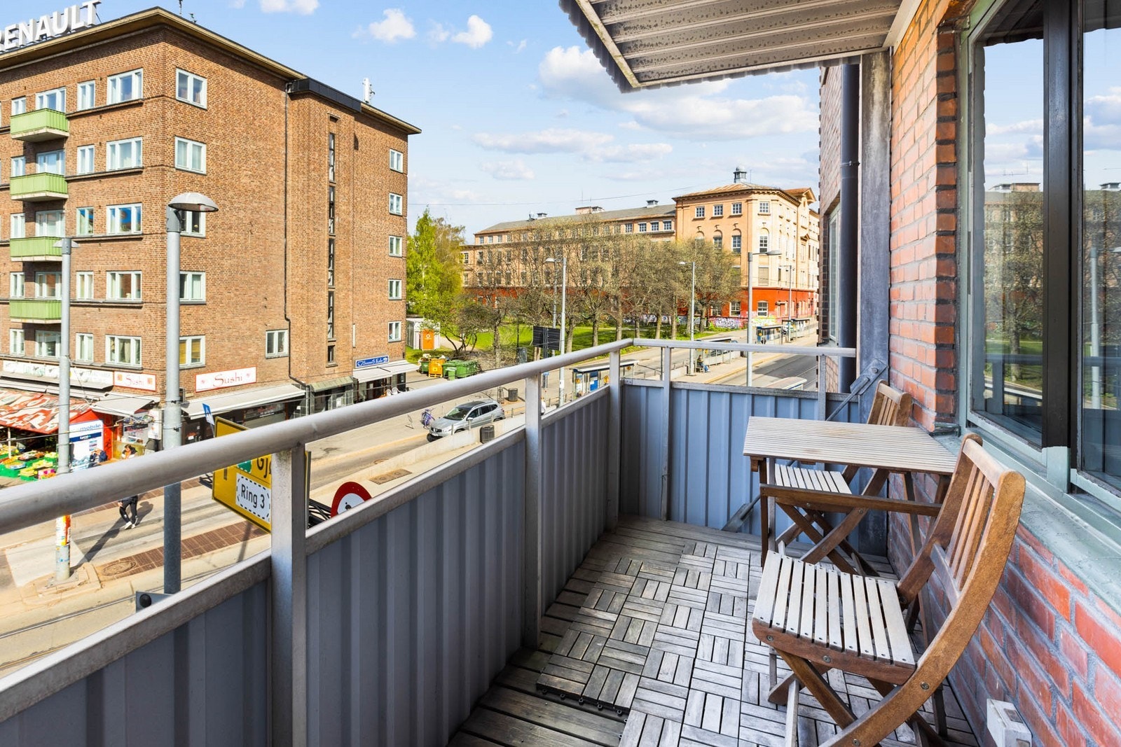 Balkong med ettermiddagssol Galleribilde