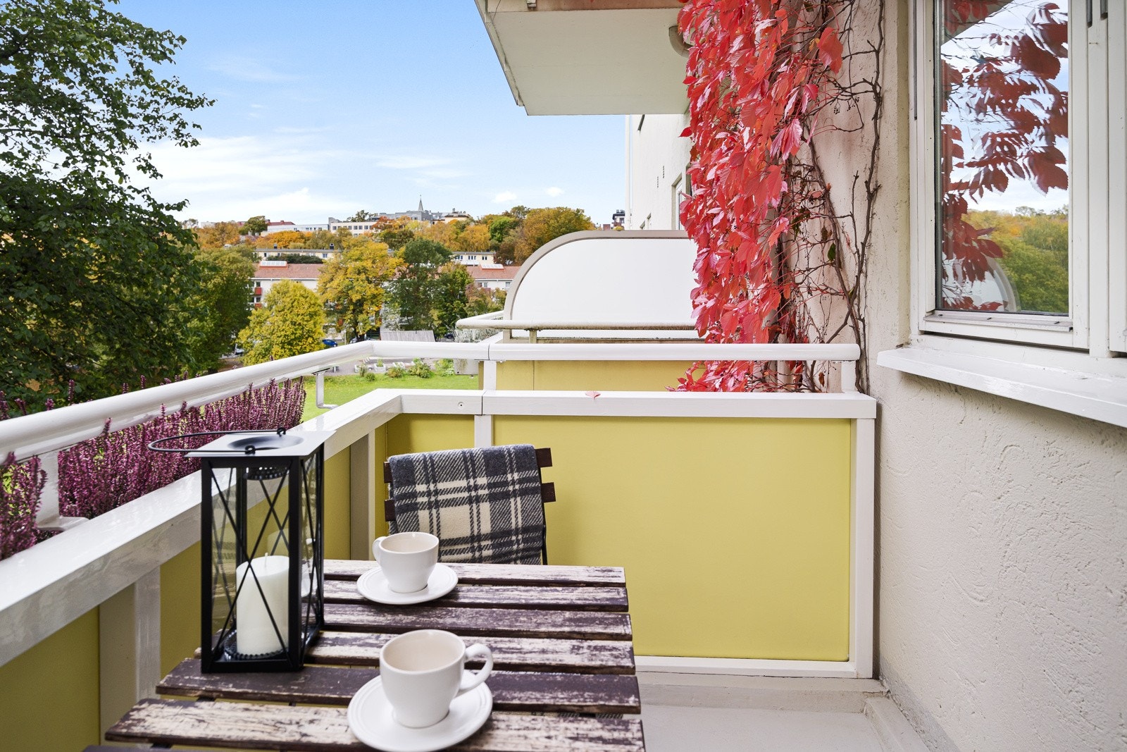 Solrik sydvestvendt balkong. Galleribilde