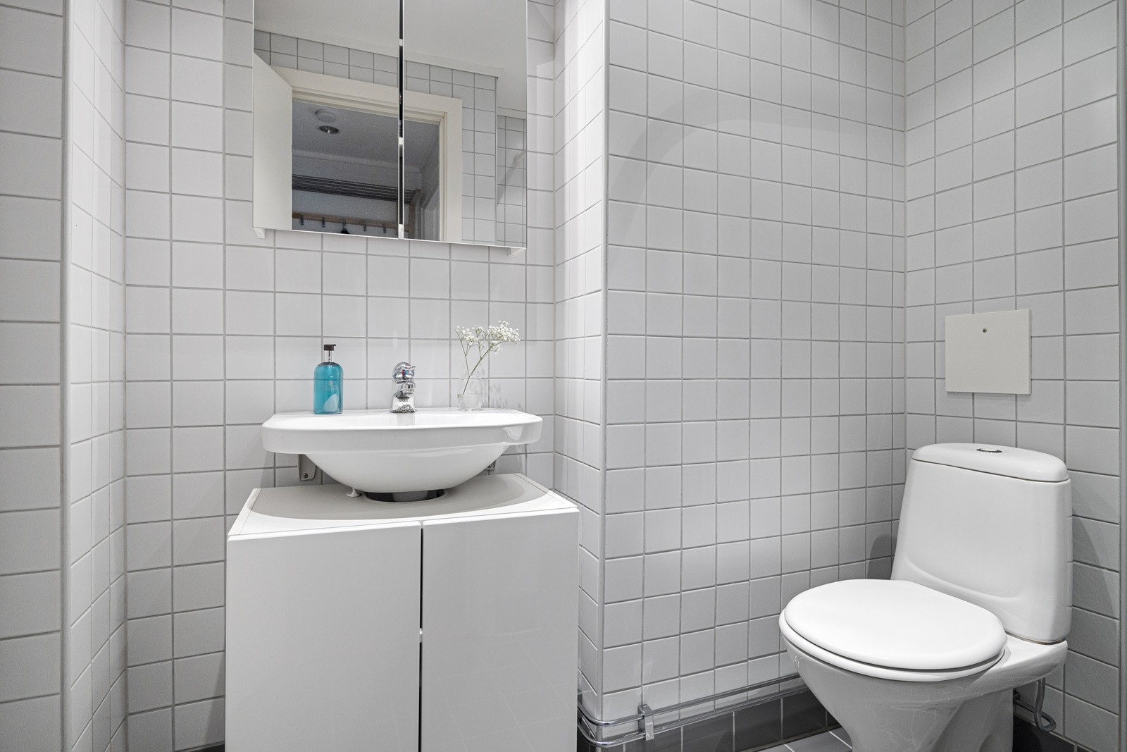 Flislagt baderom. Galleribilde