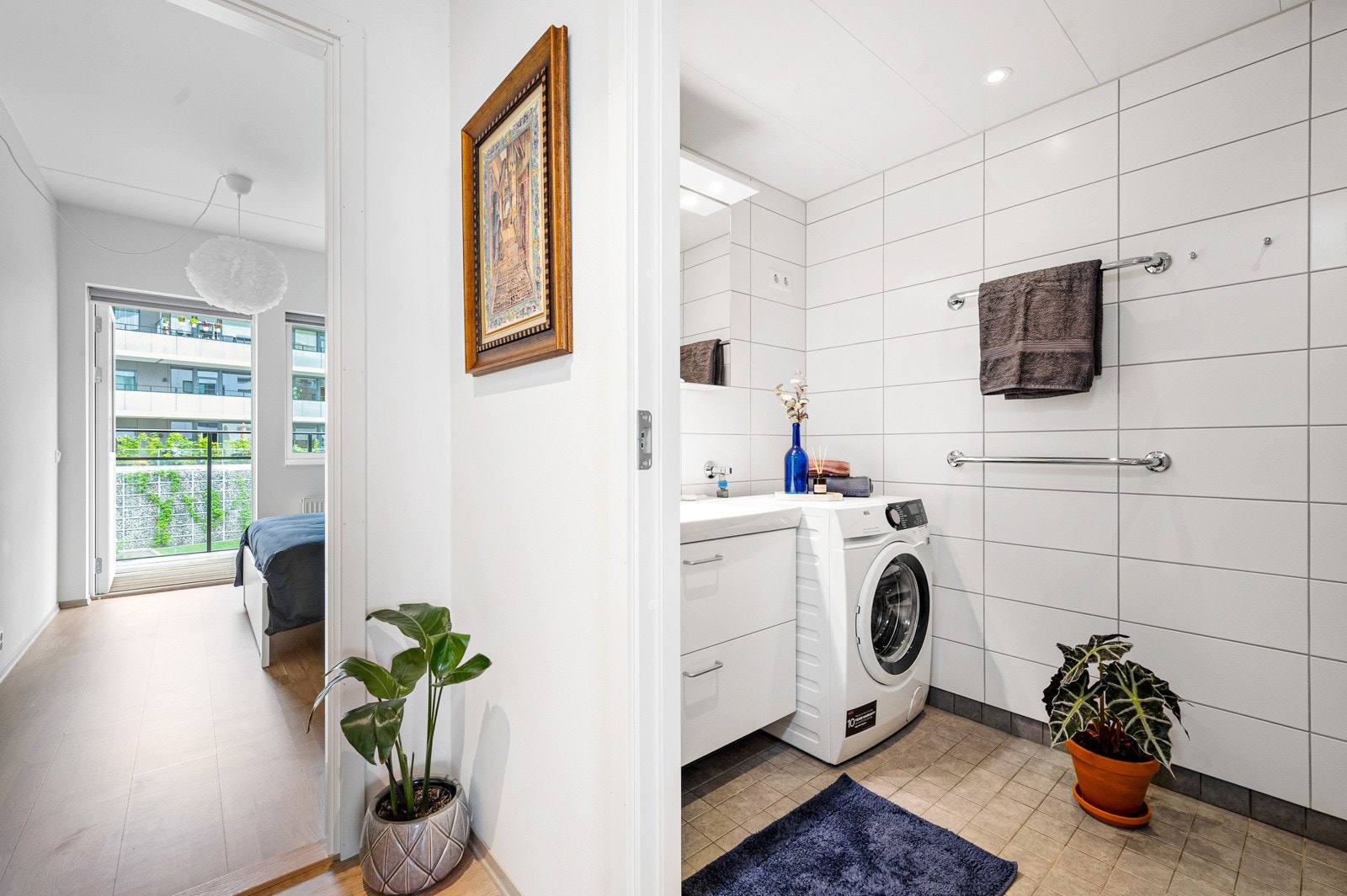 Leiligheten har to flotte bad, veldig kjekt når man er mange i familien og har dårlig tid på morgenen! Galleribilde