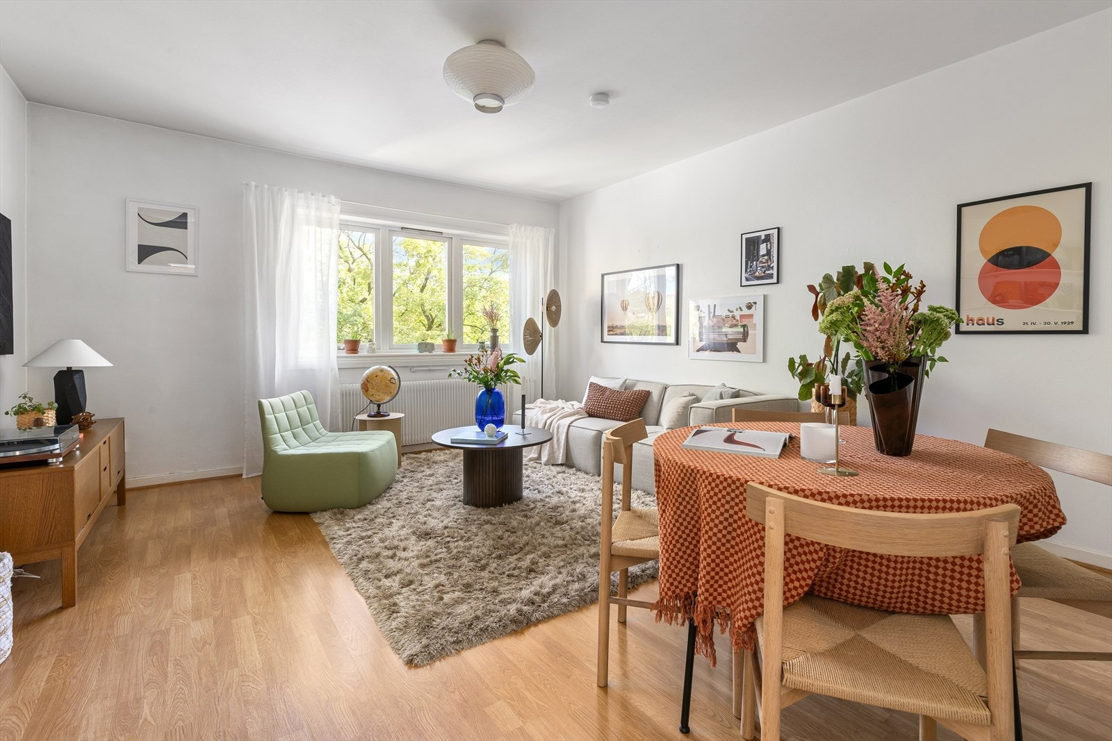 Kabel-tv og bredbånd fra Telia er også inkludert i felleskostnader. Galleribilde