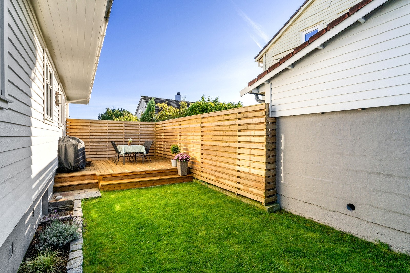 Uteområde. Galleribilde