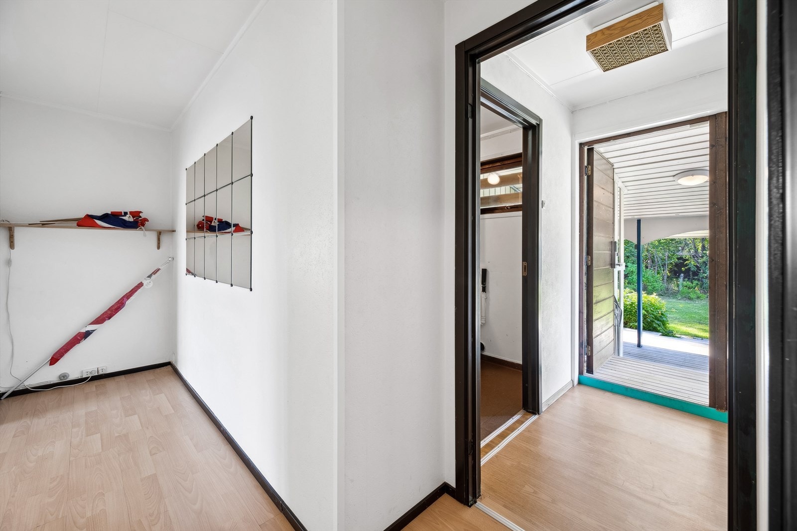 Fra boligen får du nærhet til flotte turområder. Galleribilde