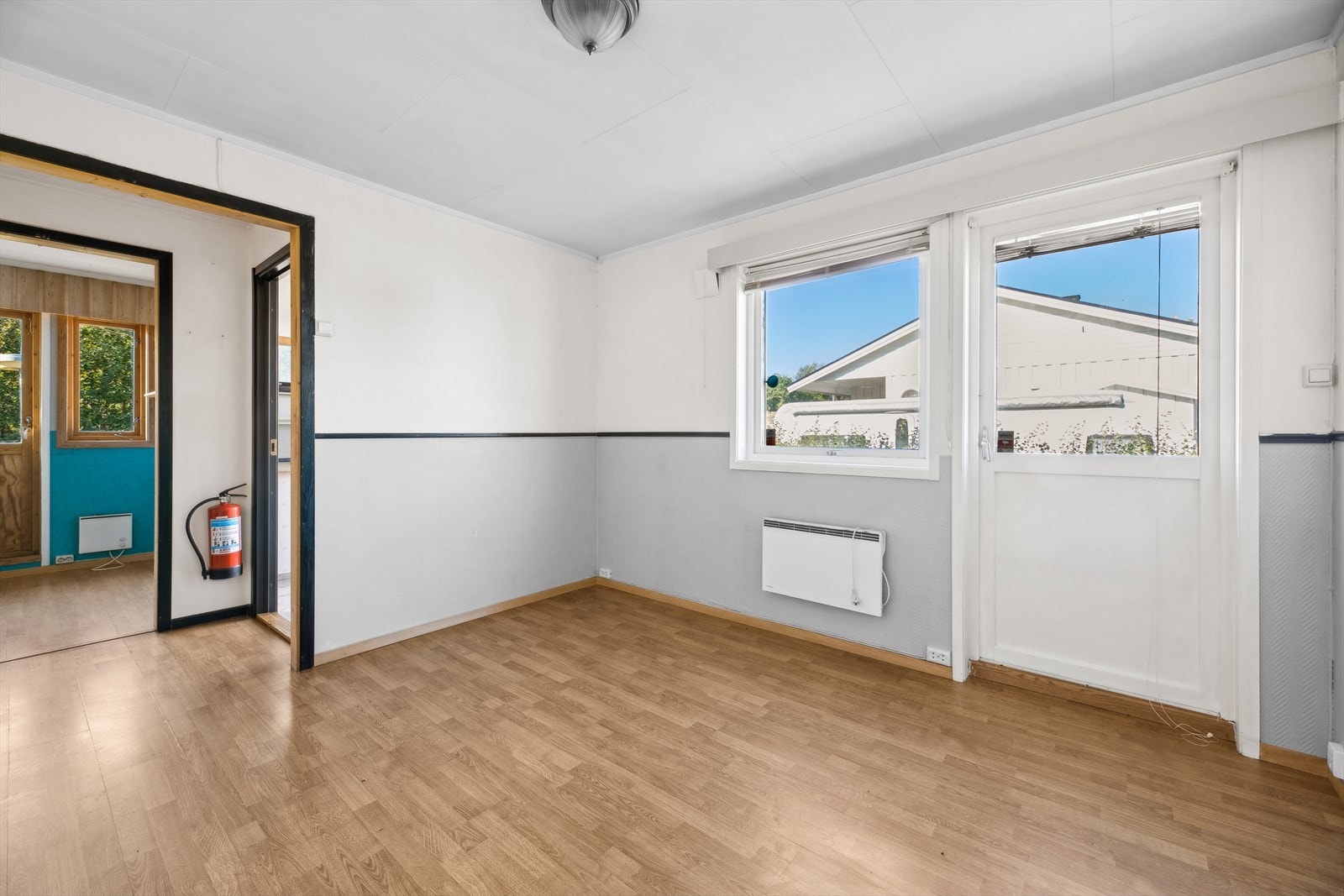 Stue med videre adkomst til en terrasse. Se pkt. ferdigattest. Galleribilde