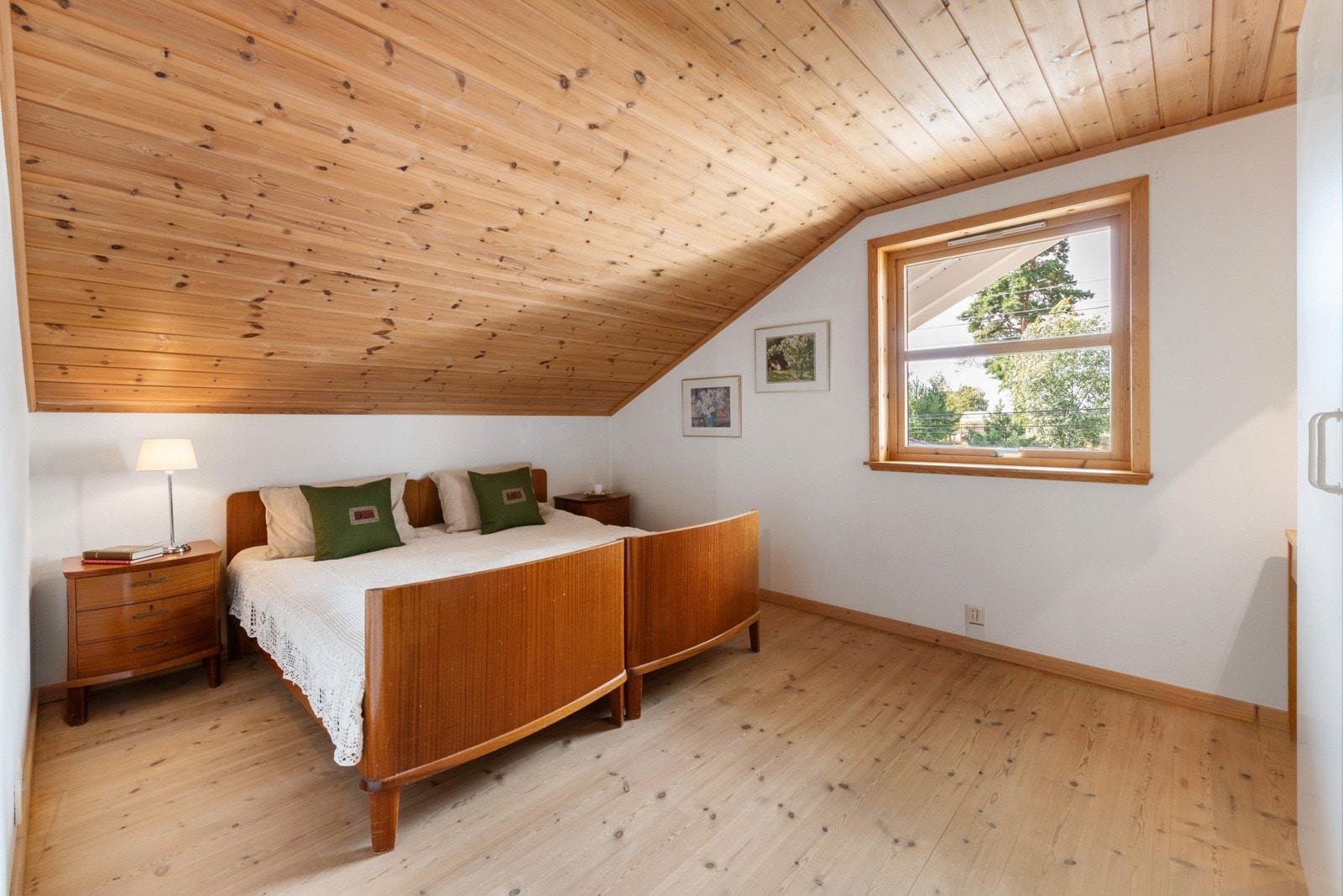Soverom 2 er ca 14 m² Galleribilde