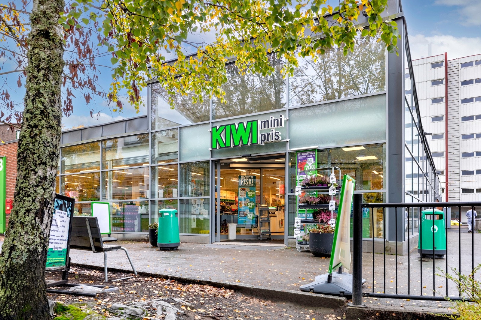 Dagligvarebutikk er i "tøffelavstand" fra boligen. Galleribilde