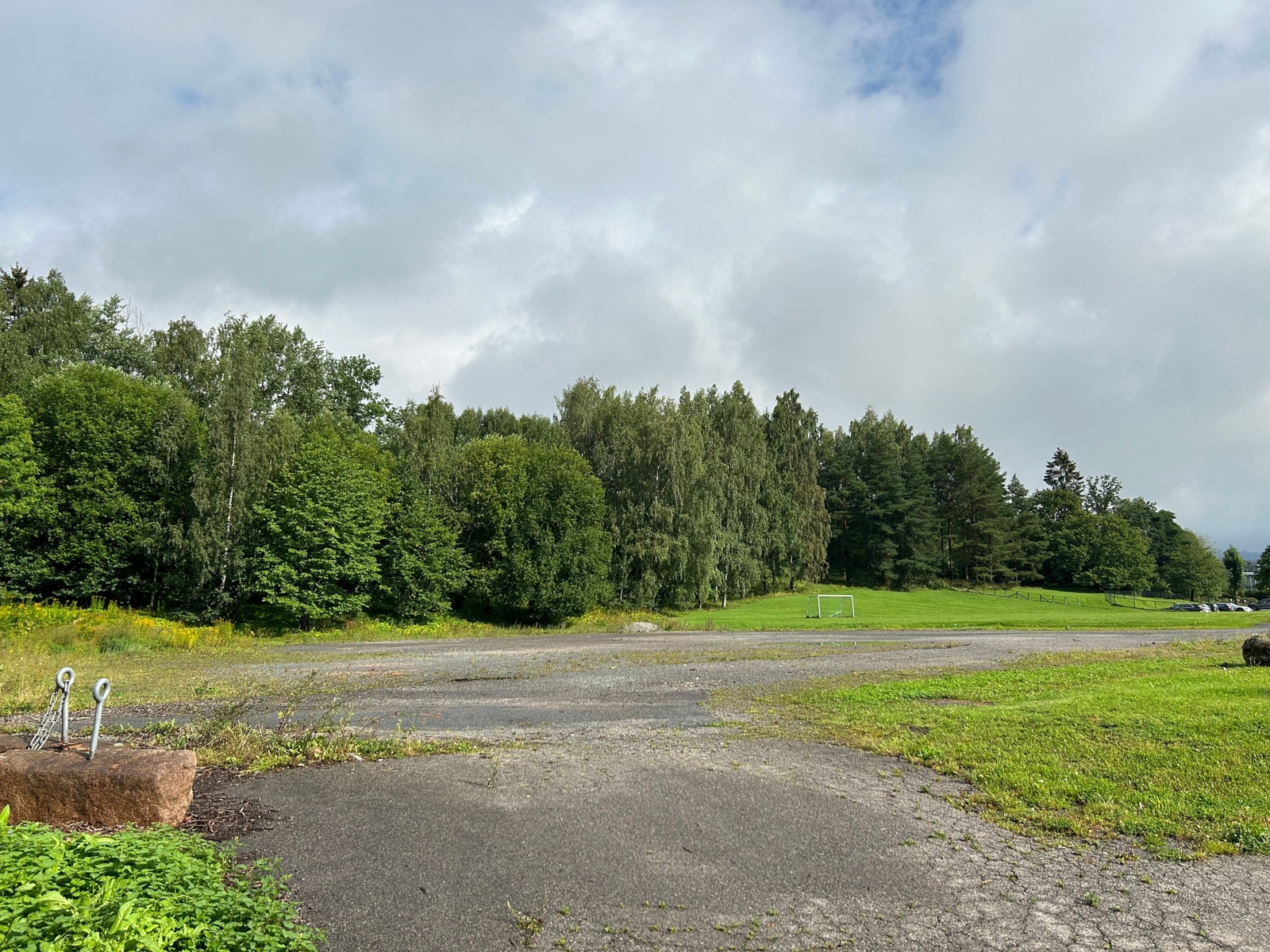 Ca. 2,8 daa. areal for utendørs lagring eller parkering Galleribilde