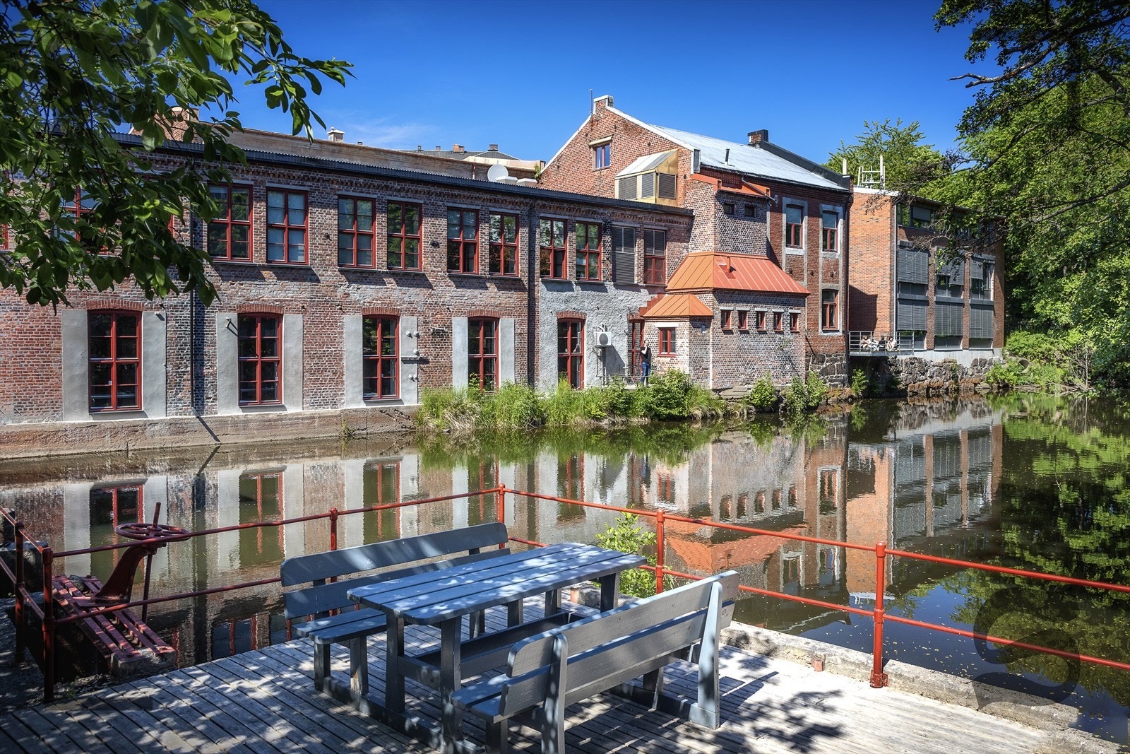 CU3A9341-Edit copy.jpg Galleribilde