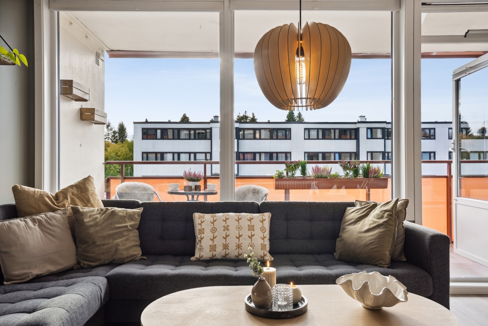 Stuen er det perfekte stedet å trekke seg tilbake med venner og familie. Galleribilde