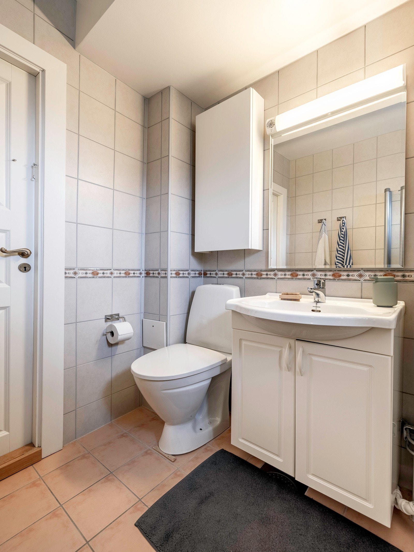 Bad/wc - vaskemaskin medfølger Galleribilde