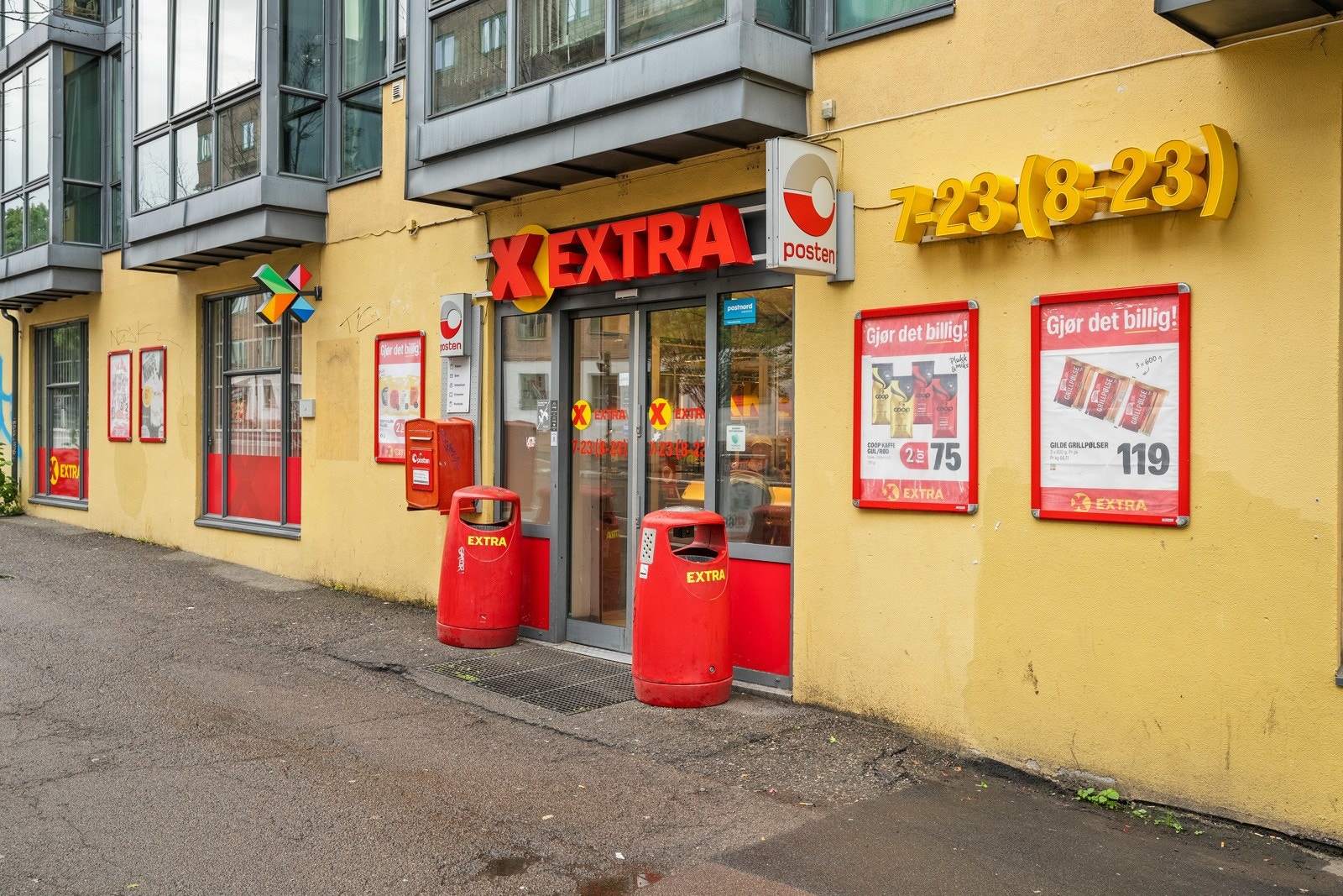 Nærområdet: Boligen har umiddelbar nærhet til alt av hverdagsfasiliteter. På Extra St. Halvards gate som ligger kun fem minutter til fots fra boligen, finner du også postkontor. Galleribilde