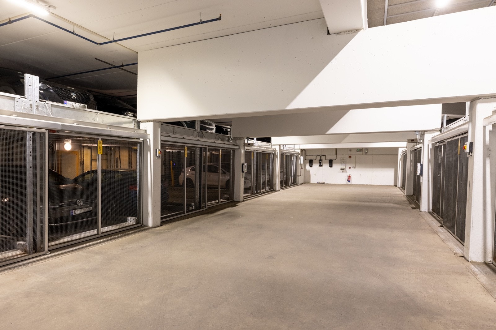 Parkeringsplass i felles garasjeanlegg med mulighet for å etablere el-bil lader Galleribilde