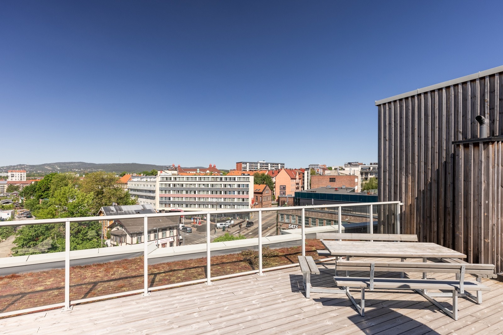 Borettslaget har felles takterrasse. Galleribilde