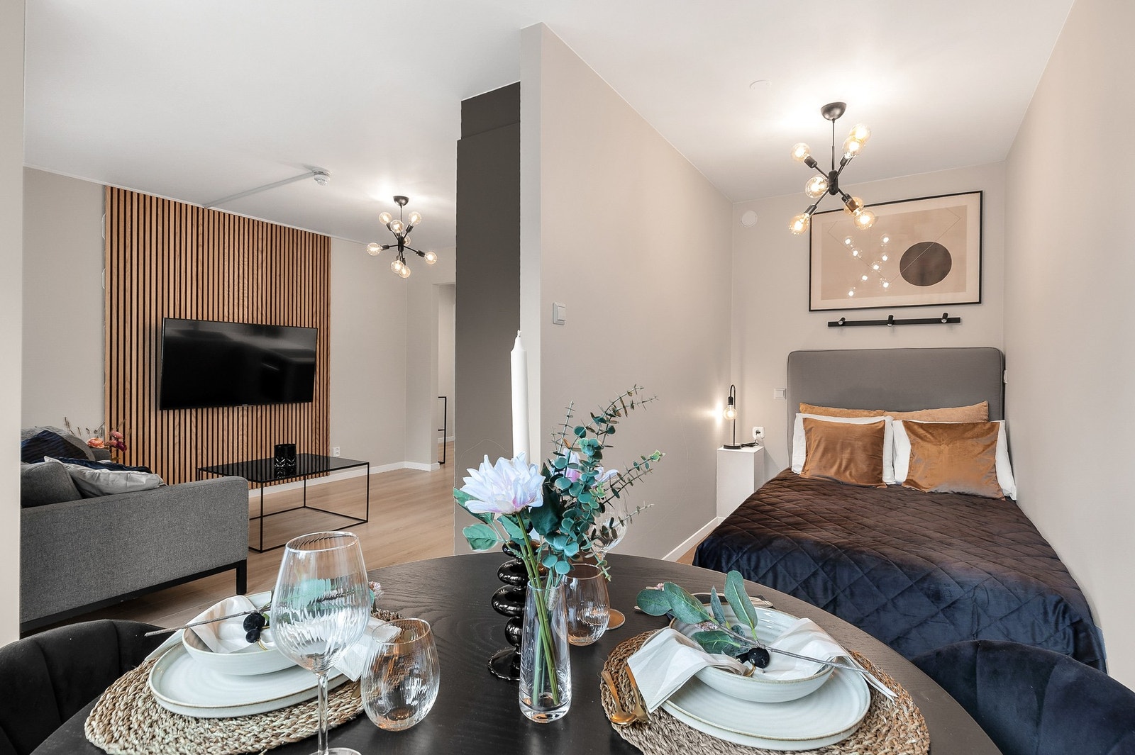 Det er etablert sovealkove som gir deg en avskjermet soveplass Galleribilde