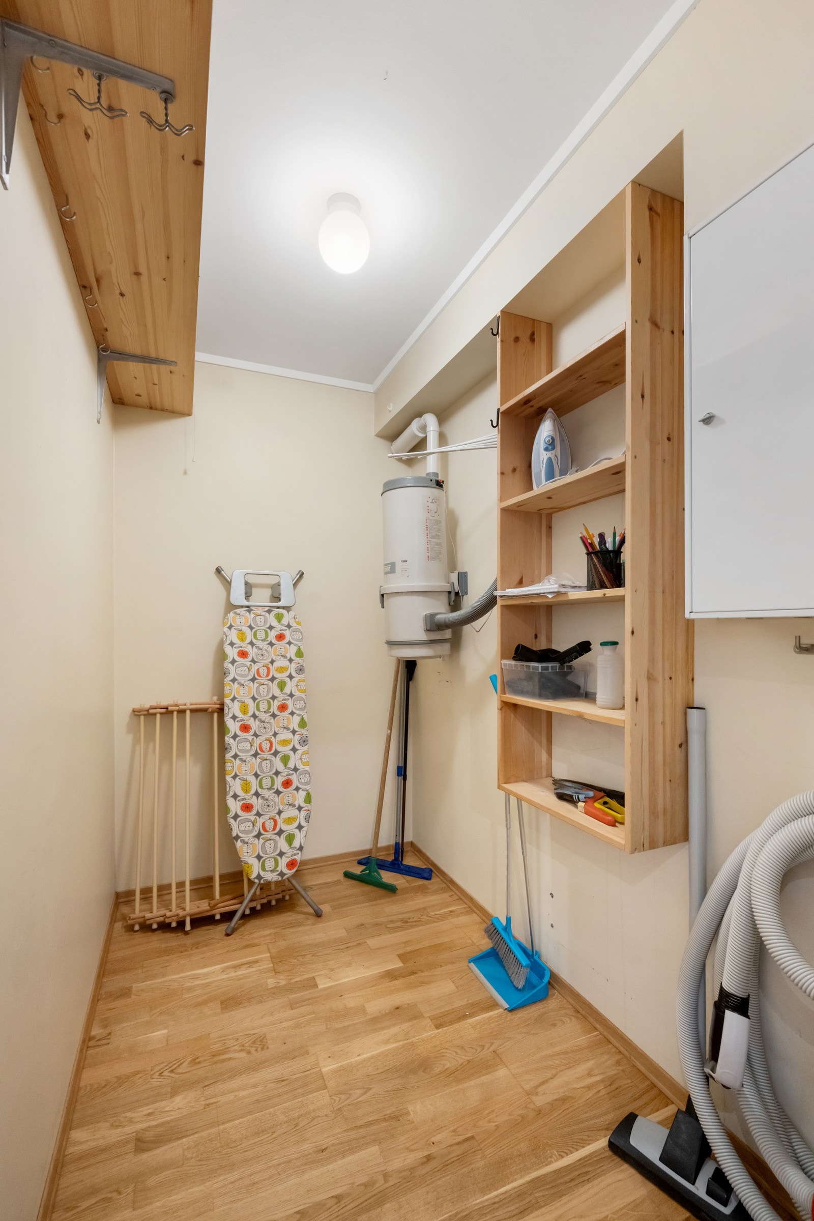 Boden inne i leiligheten. Galleribilde