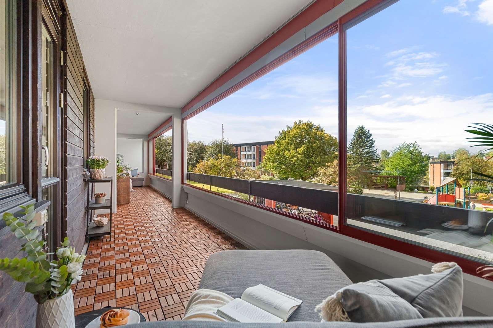 PrivatMegleren Park v/Christoffer Brekke-Hammersland og Helene Skare har gleden av å presentere en gjennomgående, rålekker leilighet totaloppusset i 2021! Galleribilde