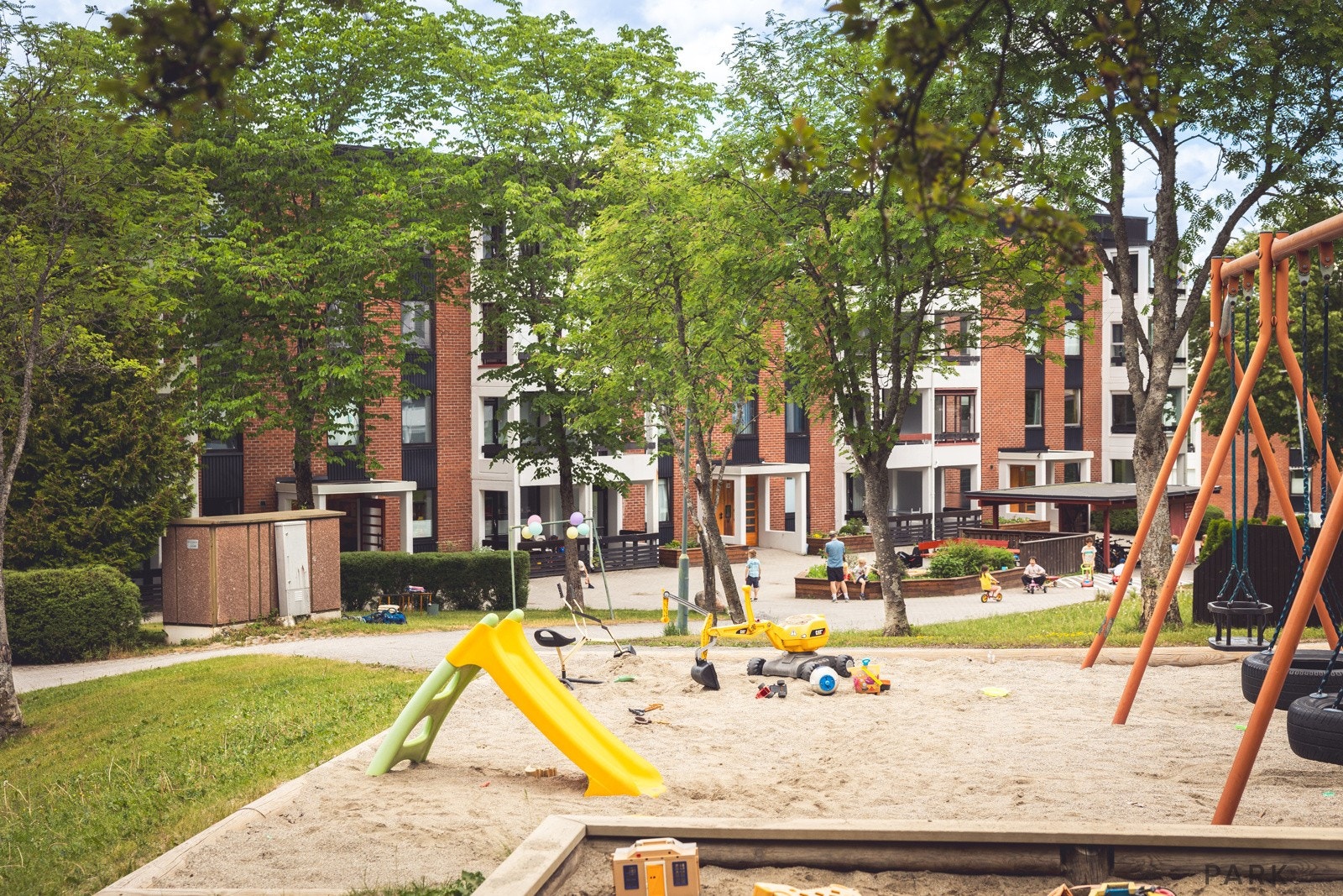 Bilfritt og barnevennlig omgivelser omkranset av grøntarealer. Galleribilde