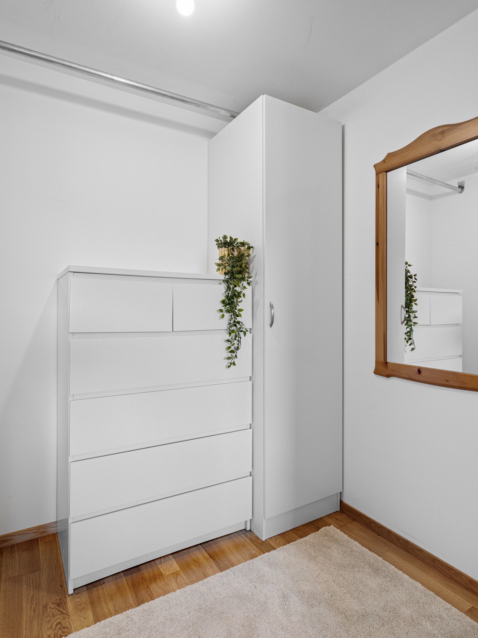 Bod med inngang fra hovedsoverom Galleribilde