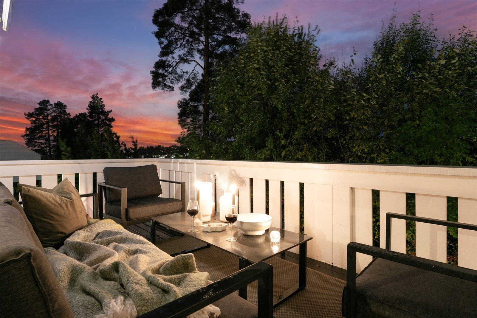 Her kan du nyte koselige sommerkvelder Galleribilde