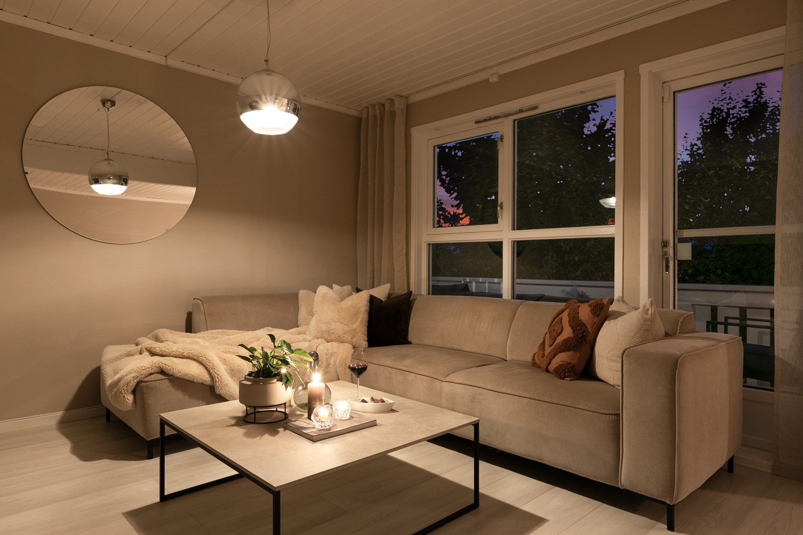 Lunt og hyggelig lys Galleribilde