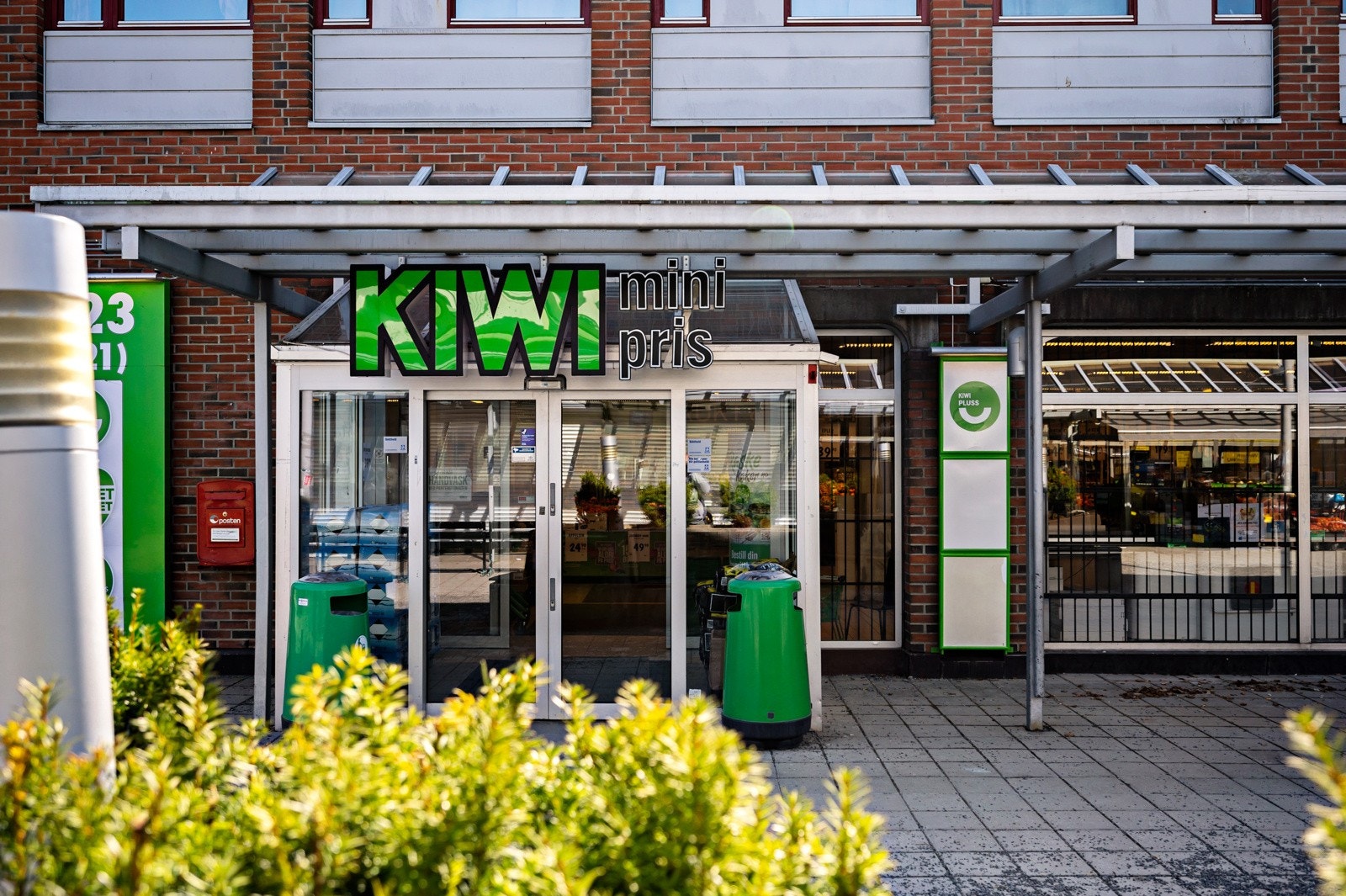 Bare noen få minutters gange fra leiligheten finner du Kiwi, som gjør hverdagshandelen enkel og praktisk. Galleribilde