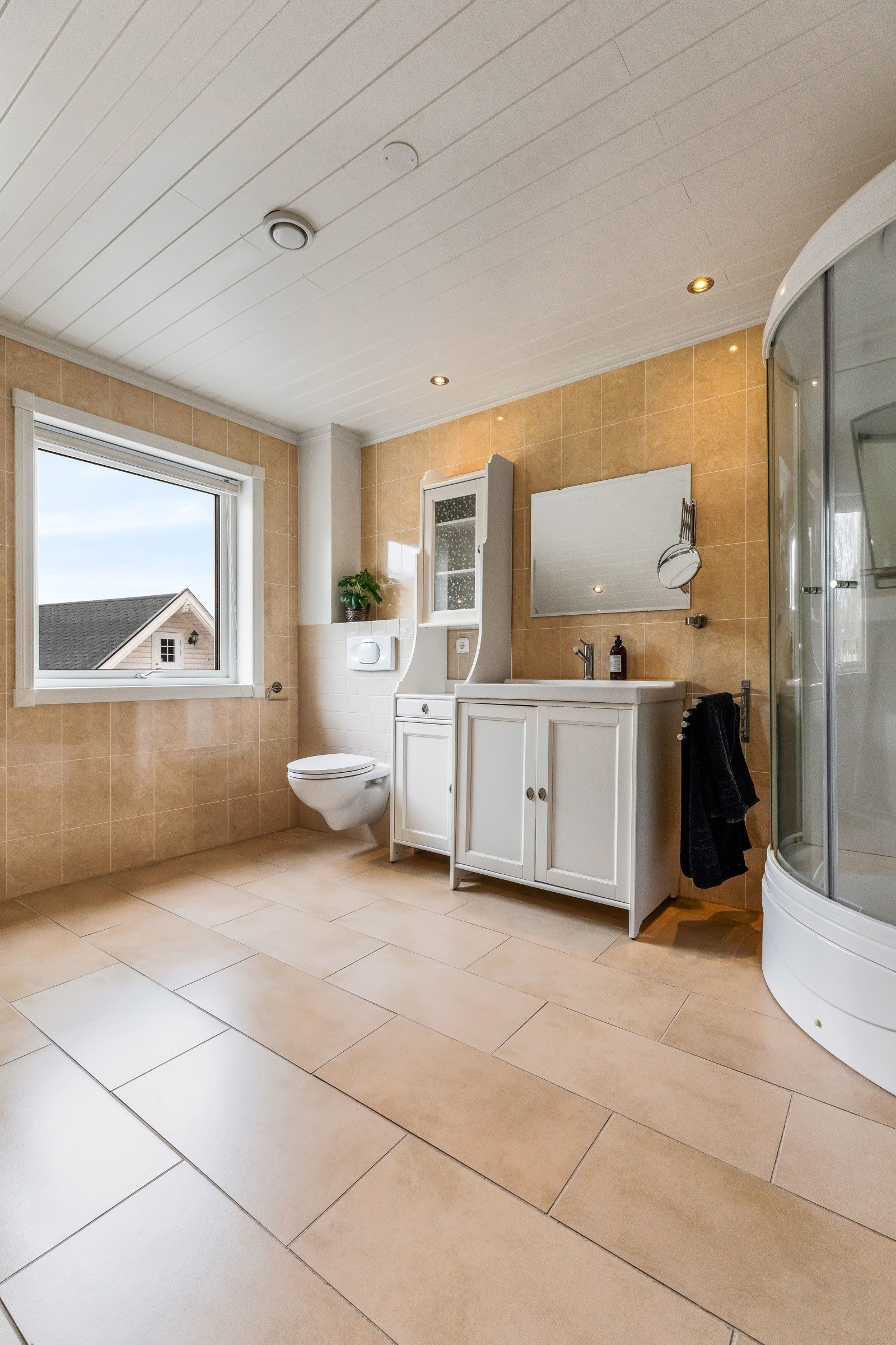 Dette badet er i andre etasje Galleribilde