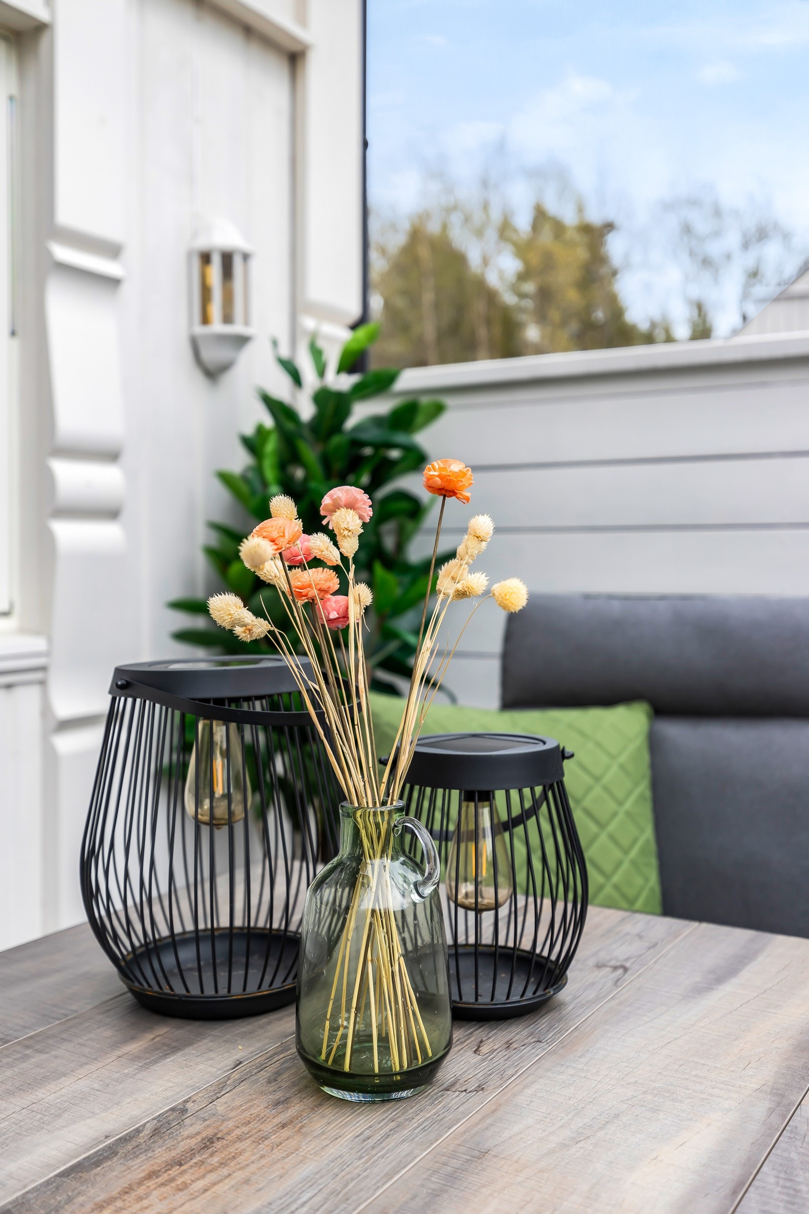 Nyt de fine sommerdagene ute Galleribilde