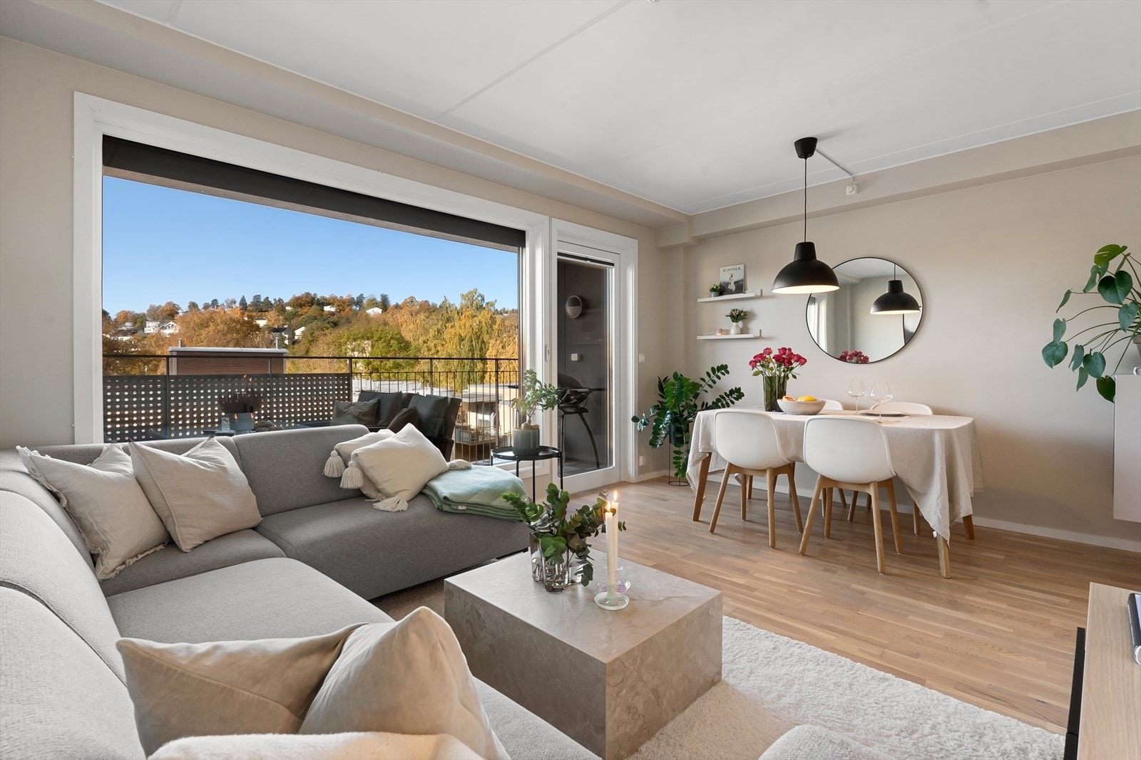 Malin Hveem v/ Nordvik Frogner ønsker velkommen til Hoffsveien 10B! Galleribilde