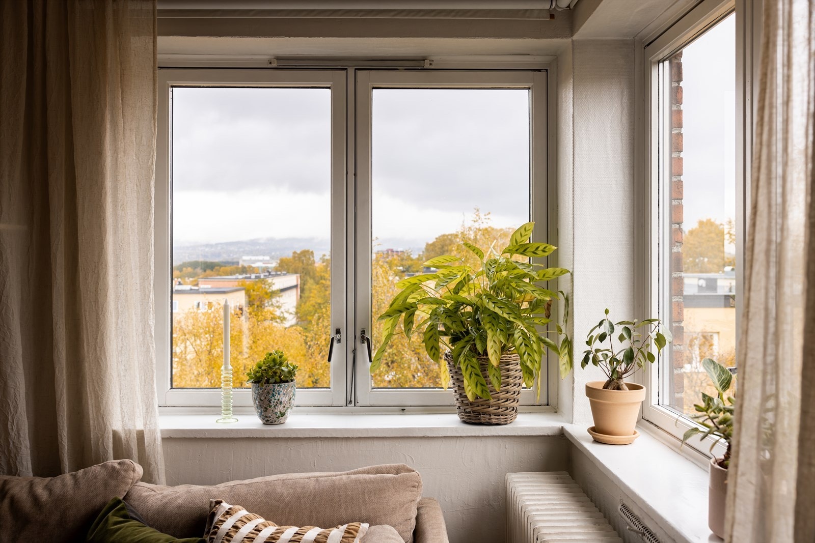 Dette er en flott topp- og hjørneleilighet med utsikt og sentral beliggenhet på Sinsen. Galleribilde