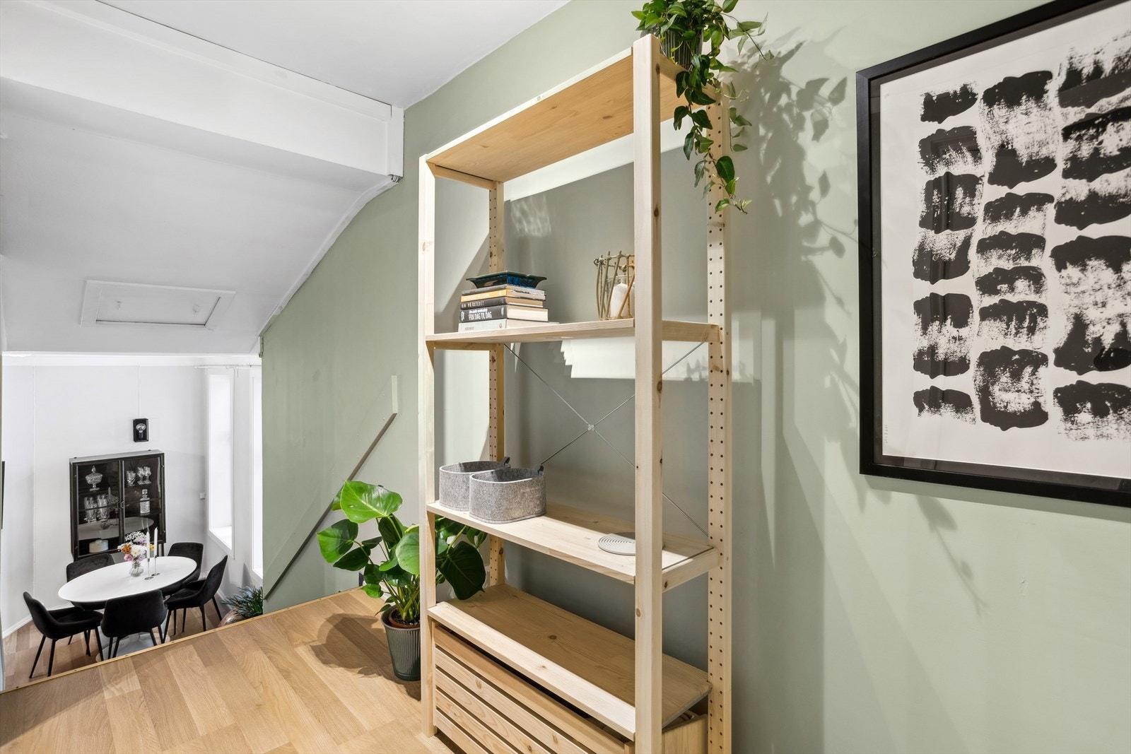 God oppbevaring i mellomgang. Galleribilde