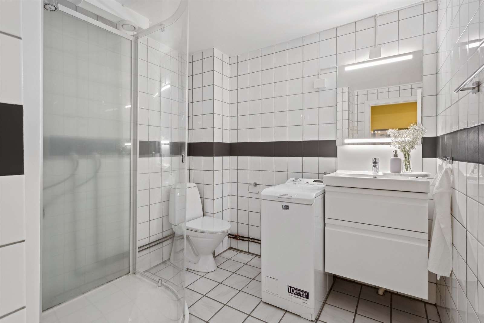 Helfliset baderom fra 1997. Galleribilde