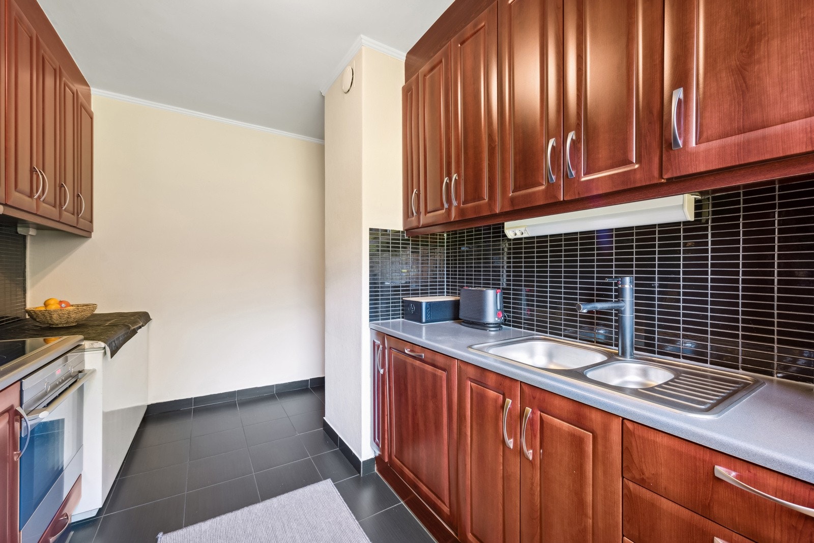 Fint med eget kjøkkenrom. Du kan fint også ha en koselig liten spiseplass. Galleribilde