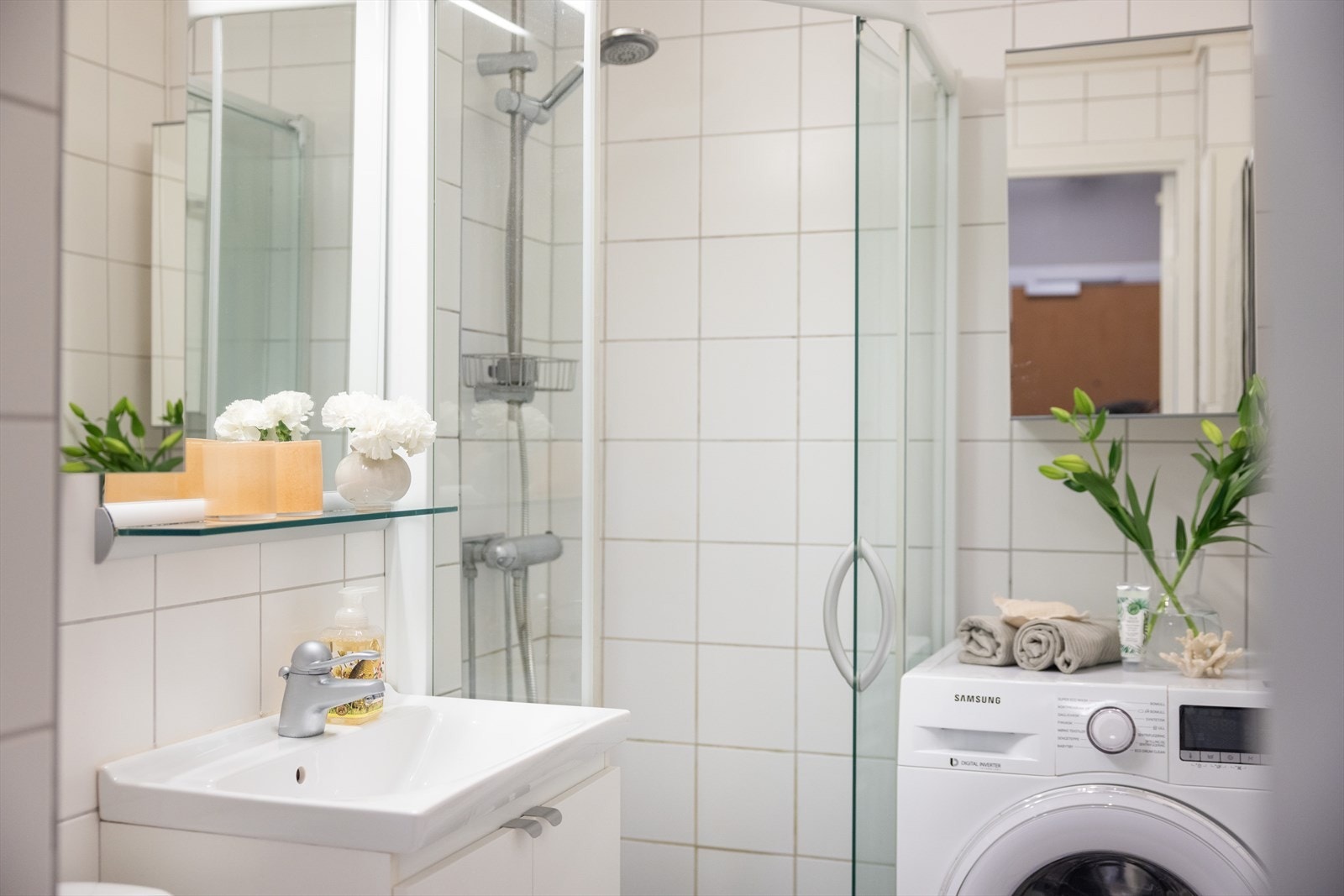 Videre er det opplegg for vaskemaskin. Galleribilde