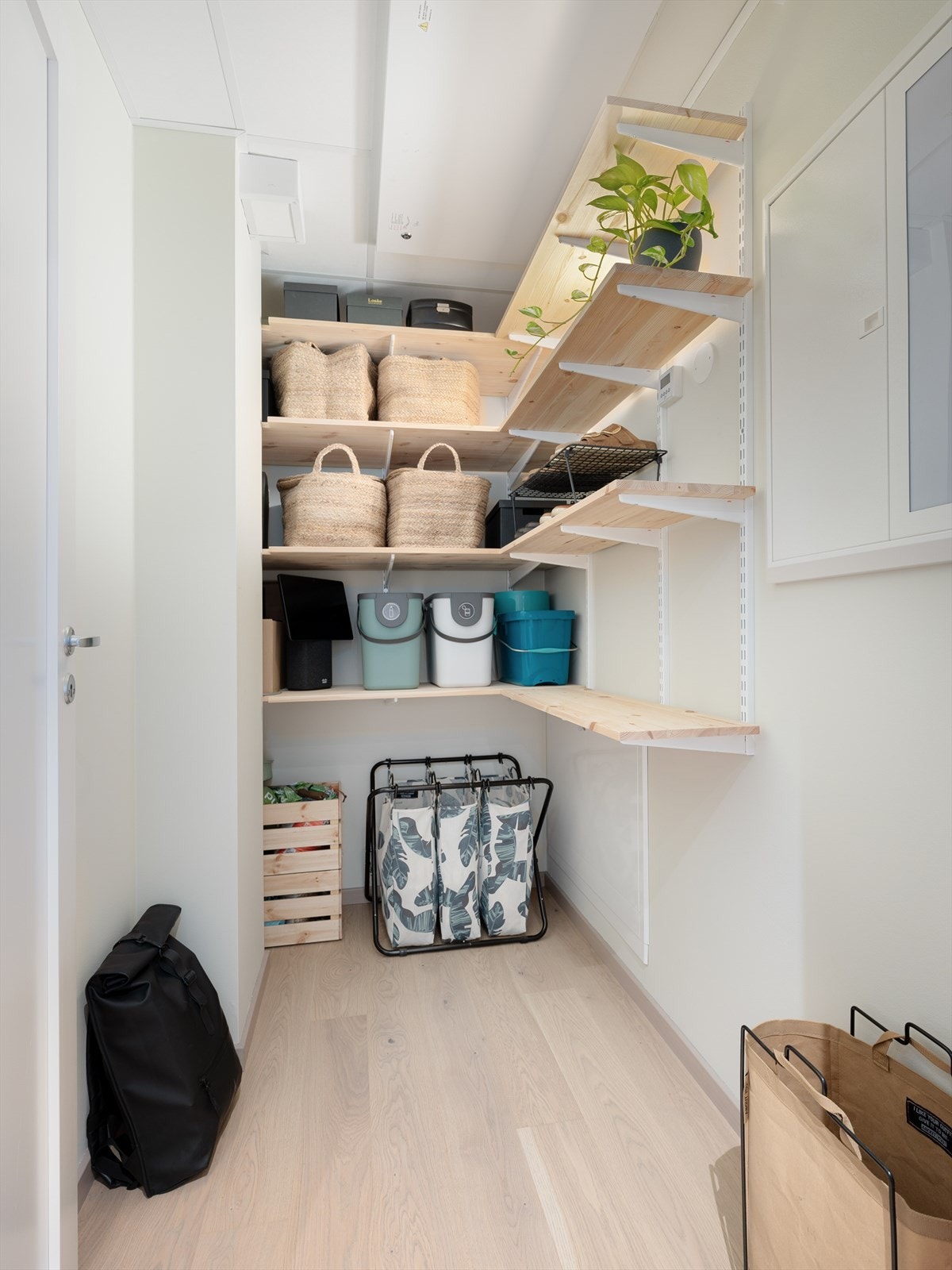 - Den innvendige boden måler ca. 3 m² - Galleribilde