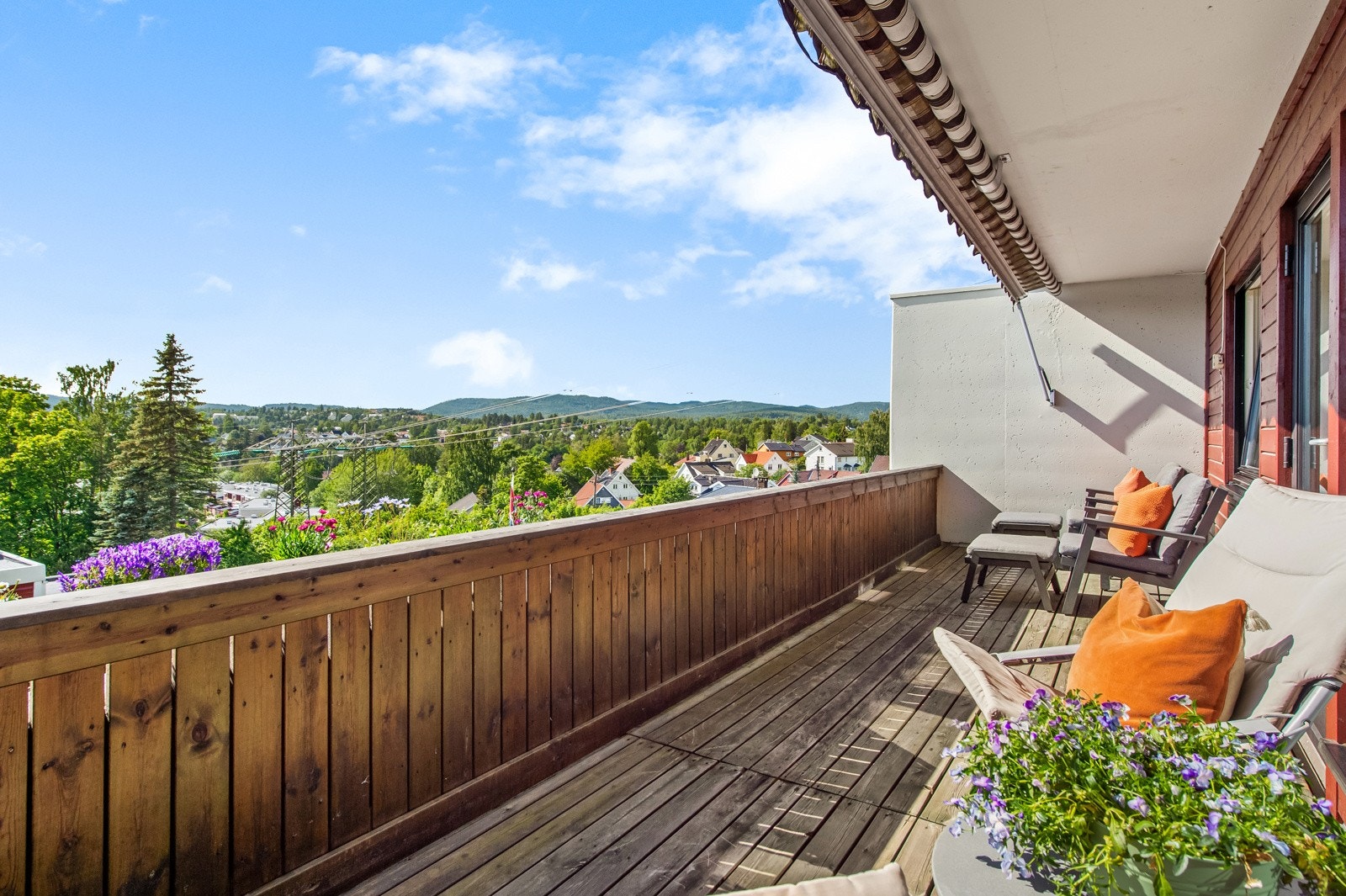 Her har du gode sol- og utsiktsforhold. Galleribilde