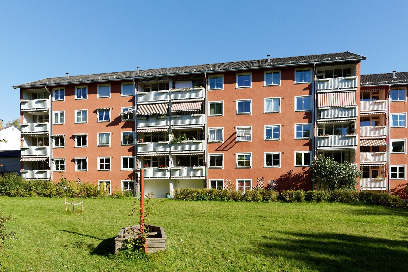 Fasaden sett fra fellesarealene Galleribilde