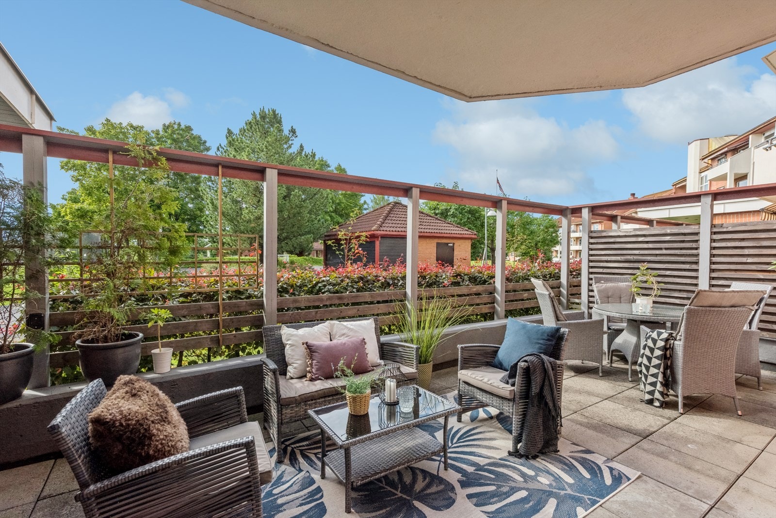 Flott terrasse på 20 kvm med gode solforhold Galleribilde