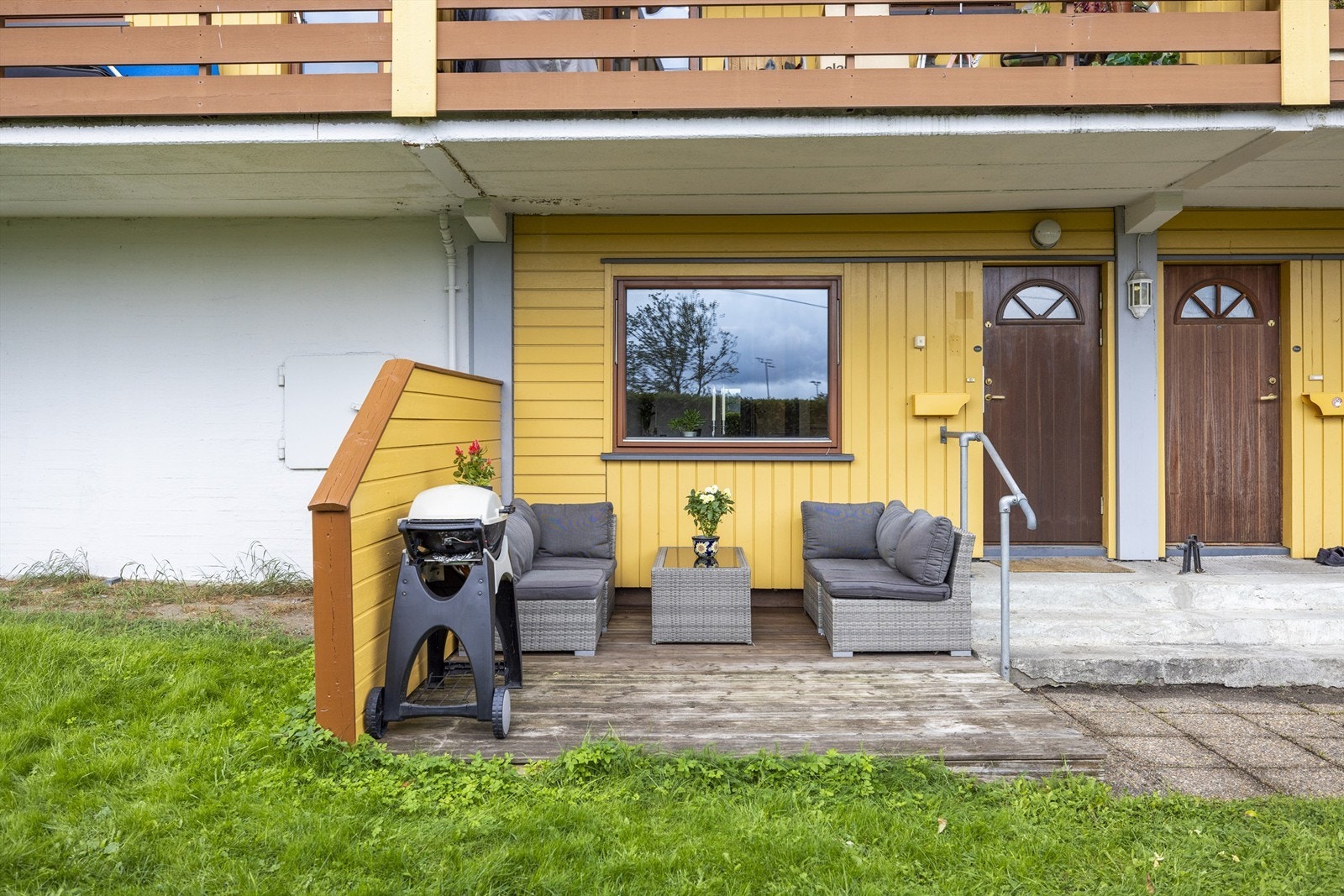 Leiligheten har egen inngang og enkel adkomst Galleribilde